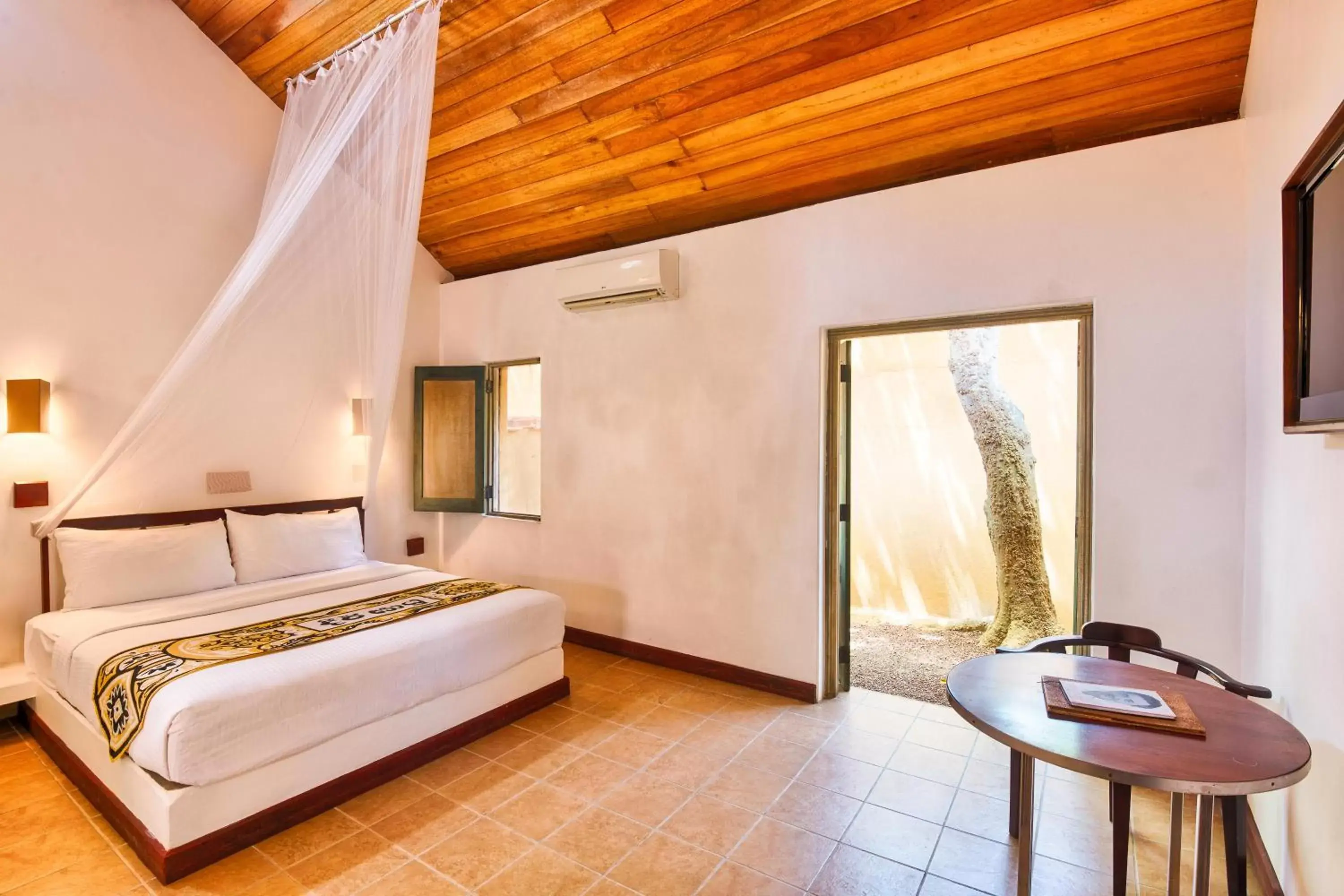 Queen Pavilion with treatments - single occupancy in Jetwing Ayurveda Pavilions Queen Pavilion with treatments - single occupancy in Jetwing Ayurveda Pavilions