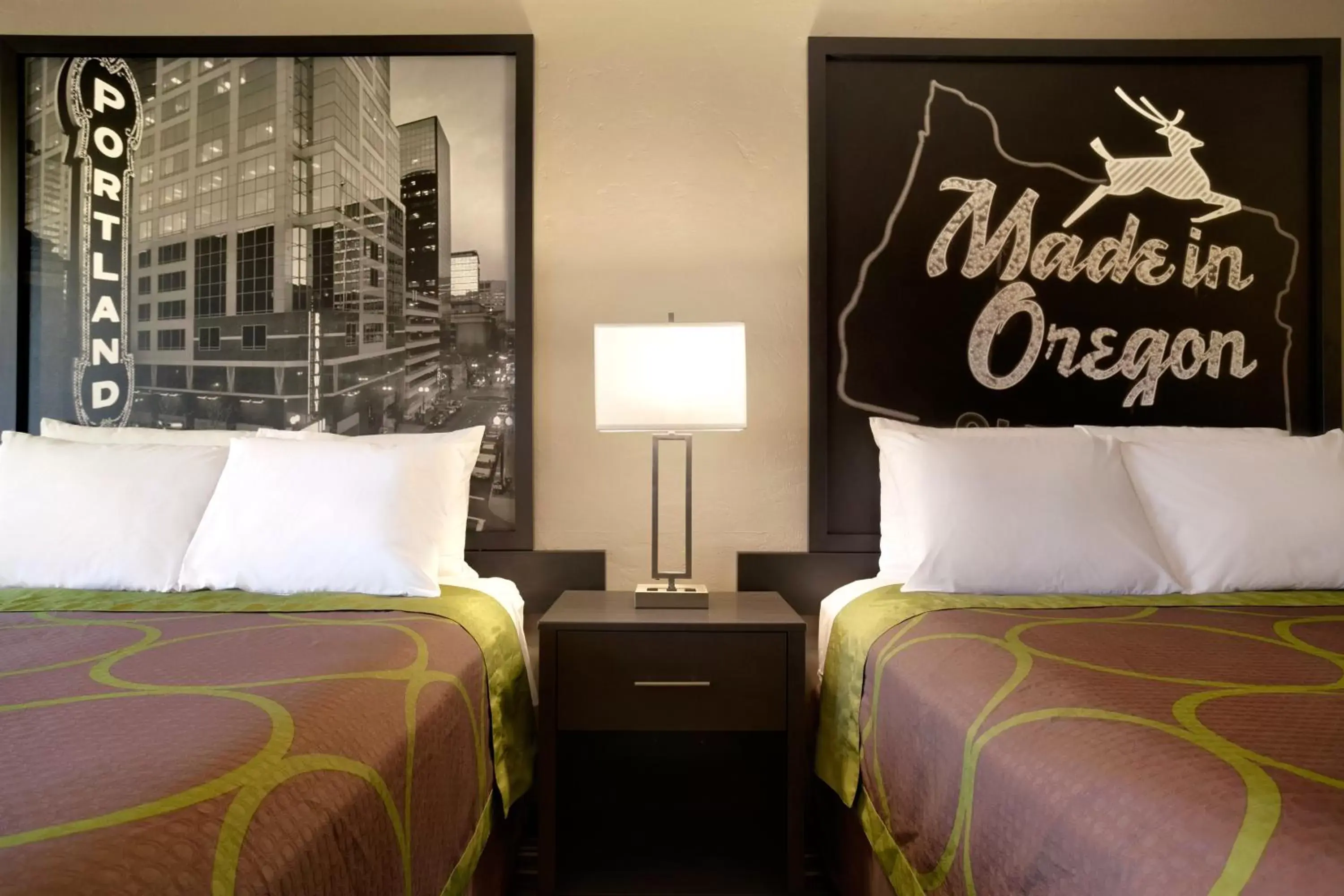 Queen Room with Two Queen Beds - Non-Smoking in Super 8 by Wyndham Portland Airport Queen Room with Two Queen Beds - Non-Smoking in Super 8 by Wyndham Portland Airport