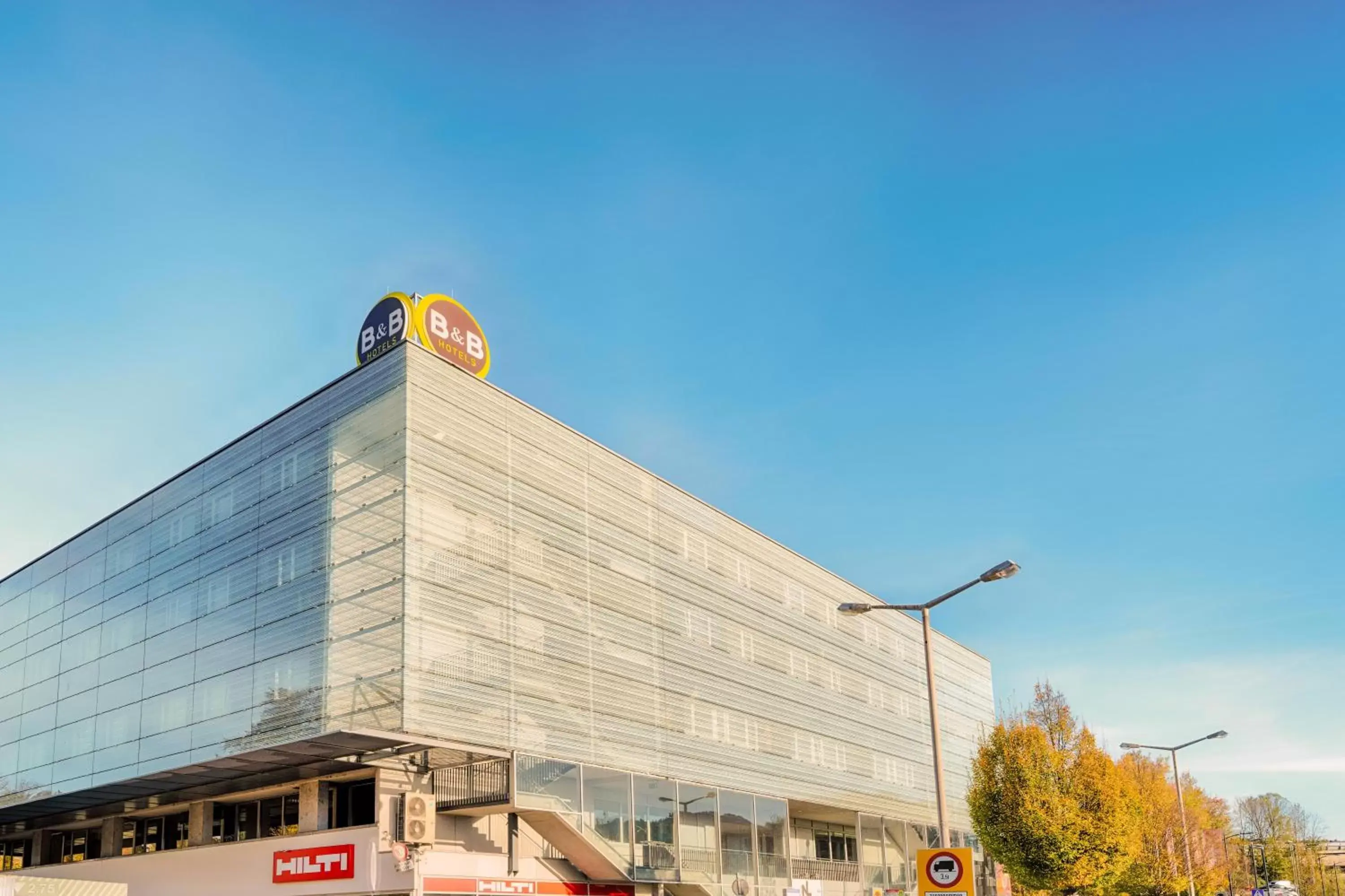 B&B Hotel Salzburg-Nord B&B Hotel Salzburg-Nord