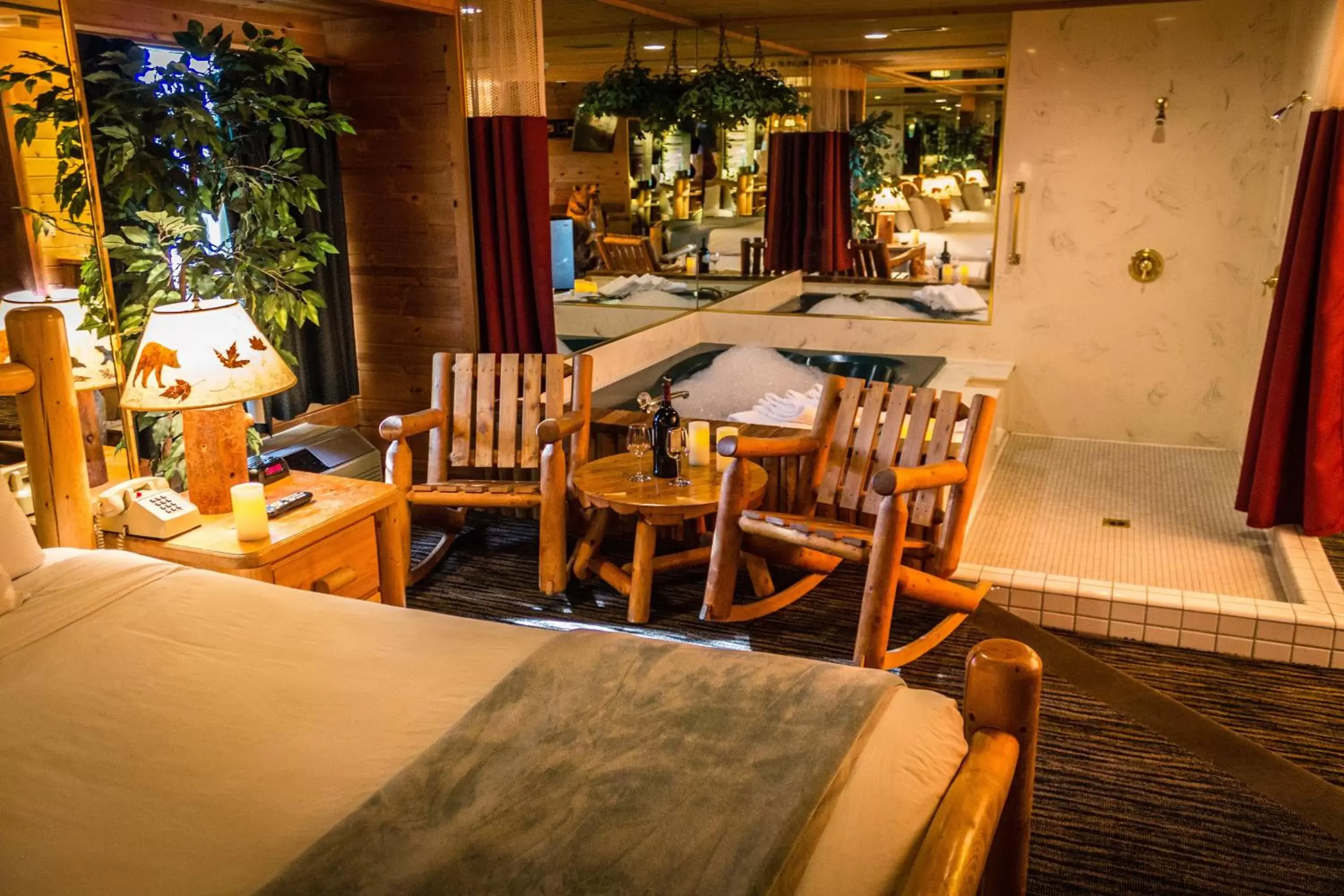 Cabin Suite in Postmarc Hotel and Spa Suites Cabin Suite in Postmarc Hotel and Spa Suites