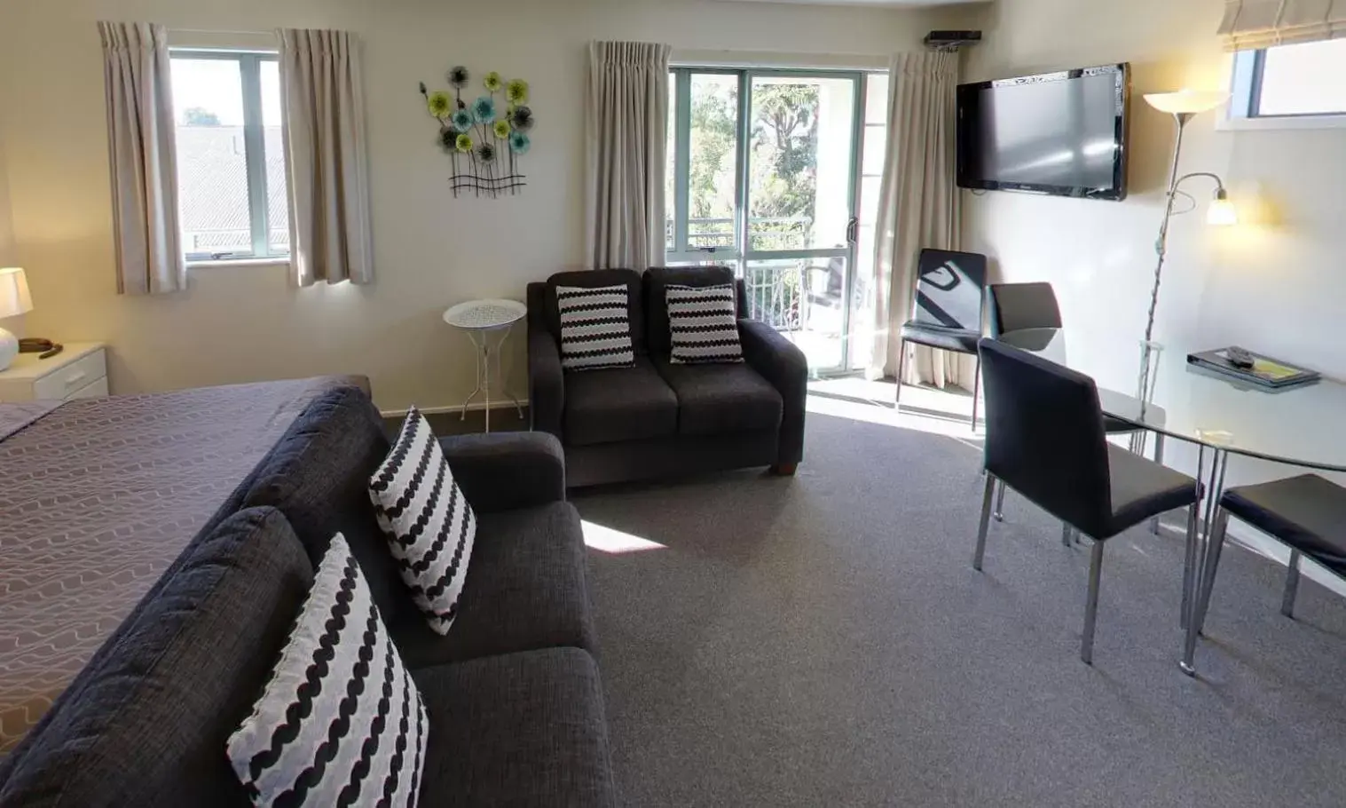 One-Bedroom Apartment with Shower in Westport Spa Motel One-Bedroom Apartment with Shower in Westport Spa Motel