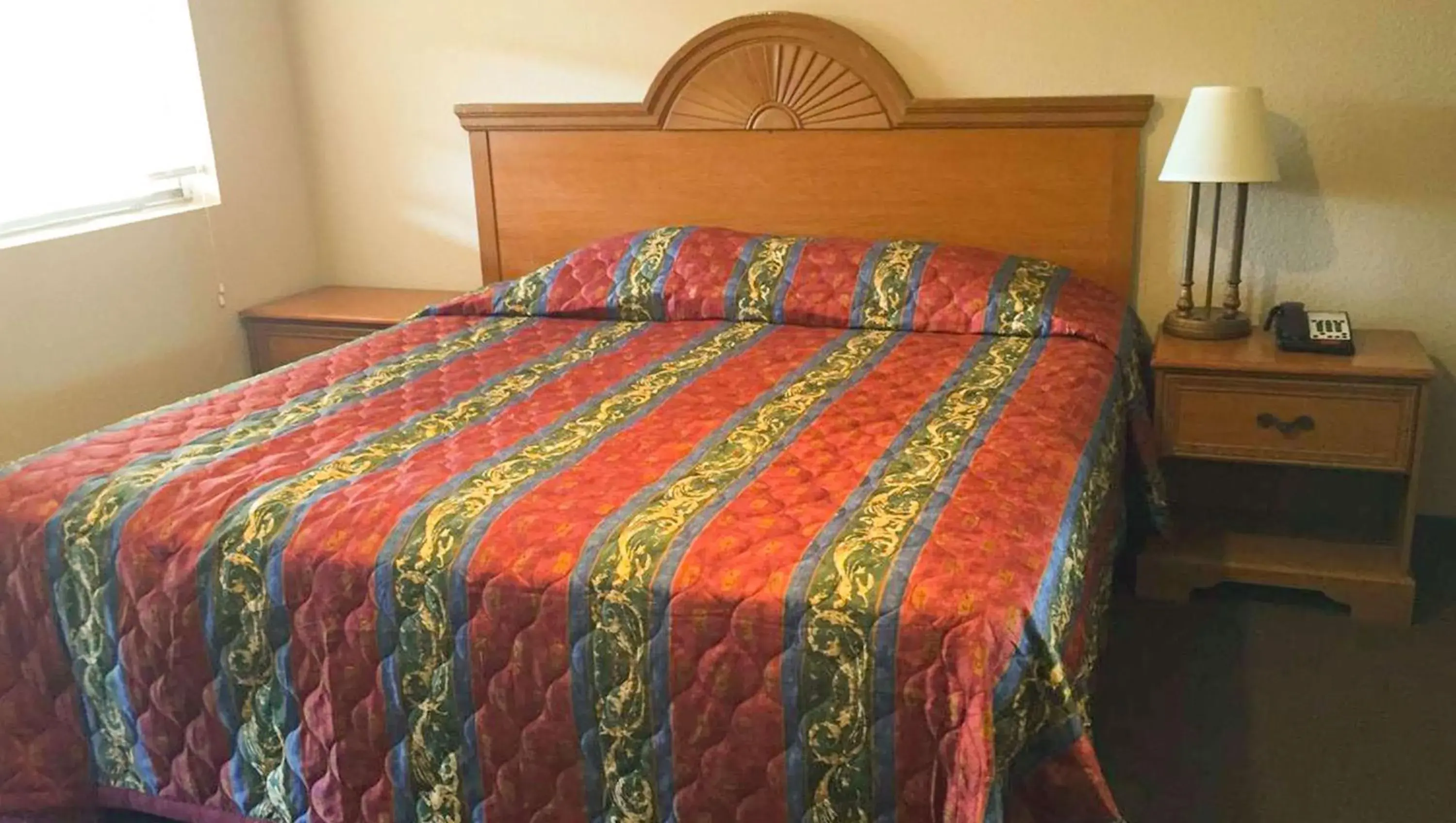 Queen Room - Disability Access in Budget Inn Ardmore OK Queen Room - Disability Access in Budget Inn Ardmore OK