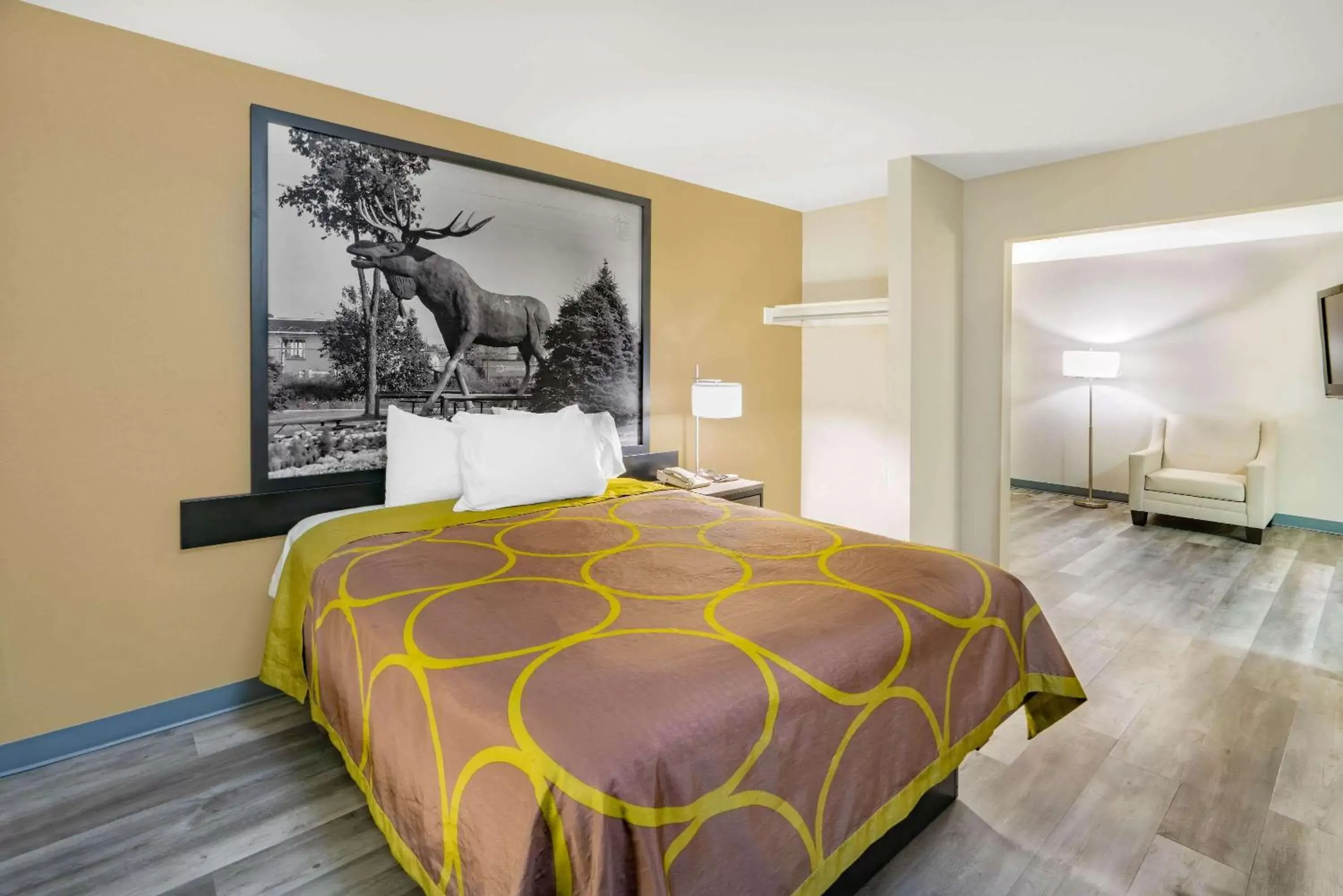 Queen Room - Non-Smoking in Super 8 by Wyndham Amarillo West Queen Room - Non-Smoking in Super 8 by Wyndham Amarillo West