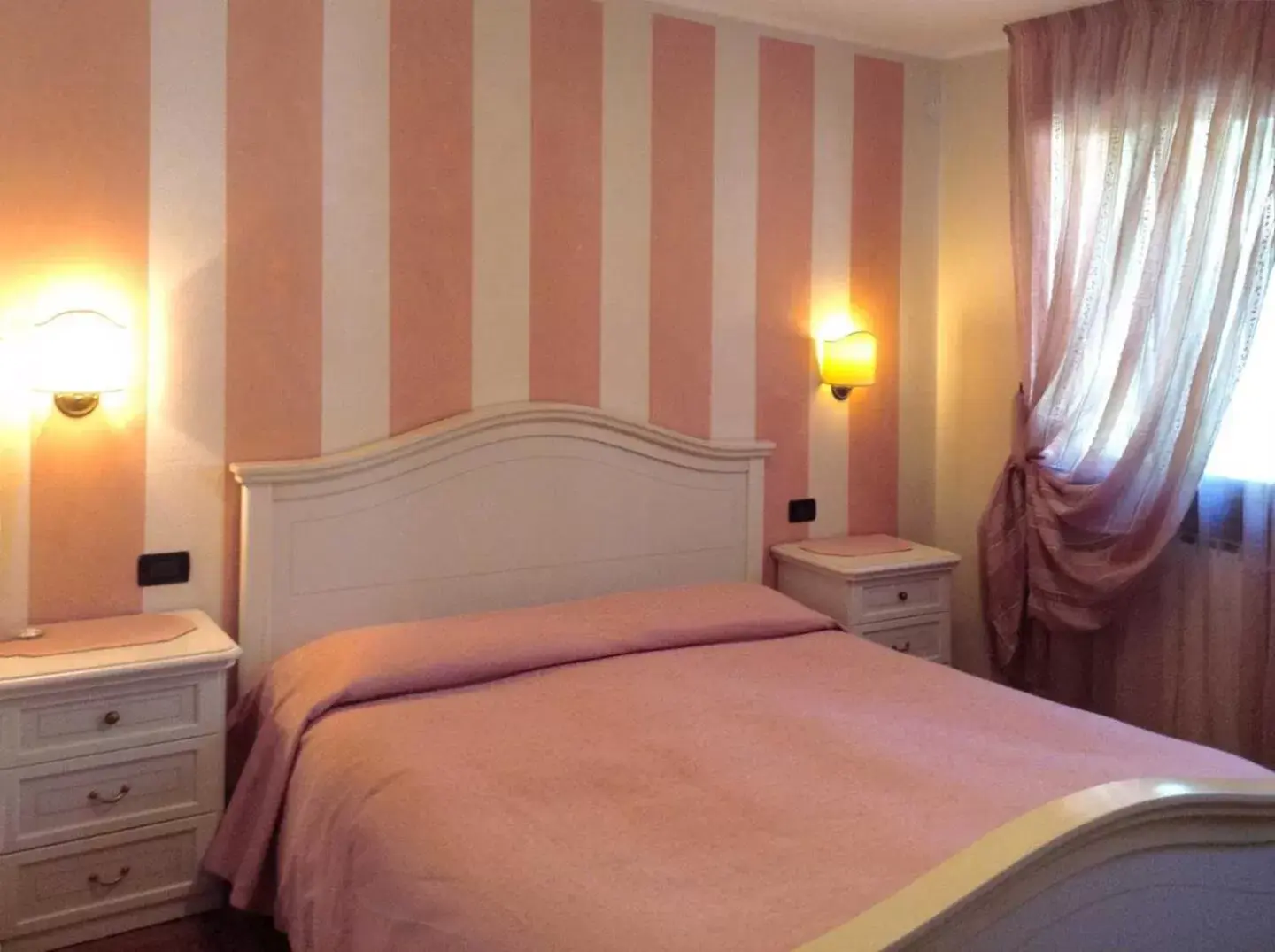 Double Room with Mountain View in B&B Ernestina Double Room with Mountain View in B&B Ernestina