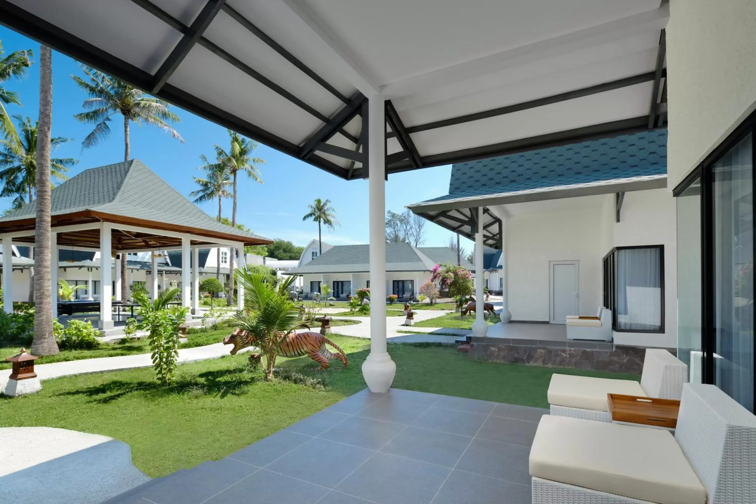 Family Room in Jambuluwuk Oceano Gili Trawangan Family Room in Jambuluwuk Oceano Gili Trawangan