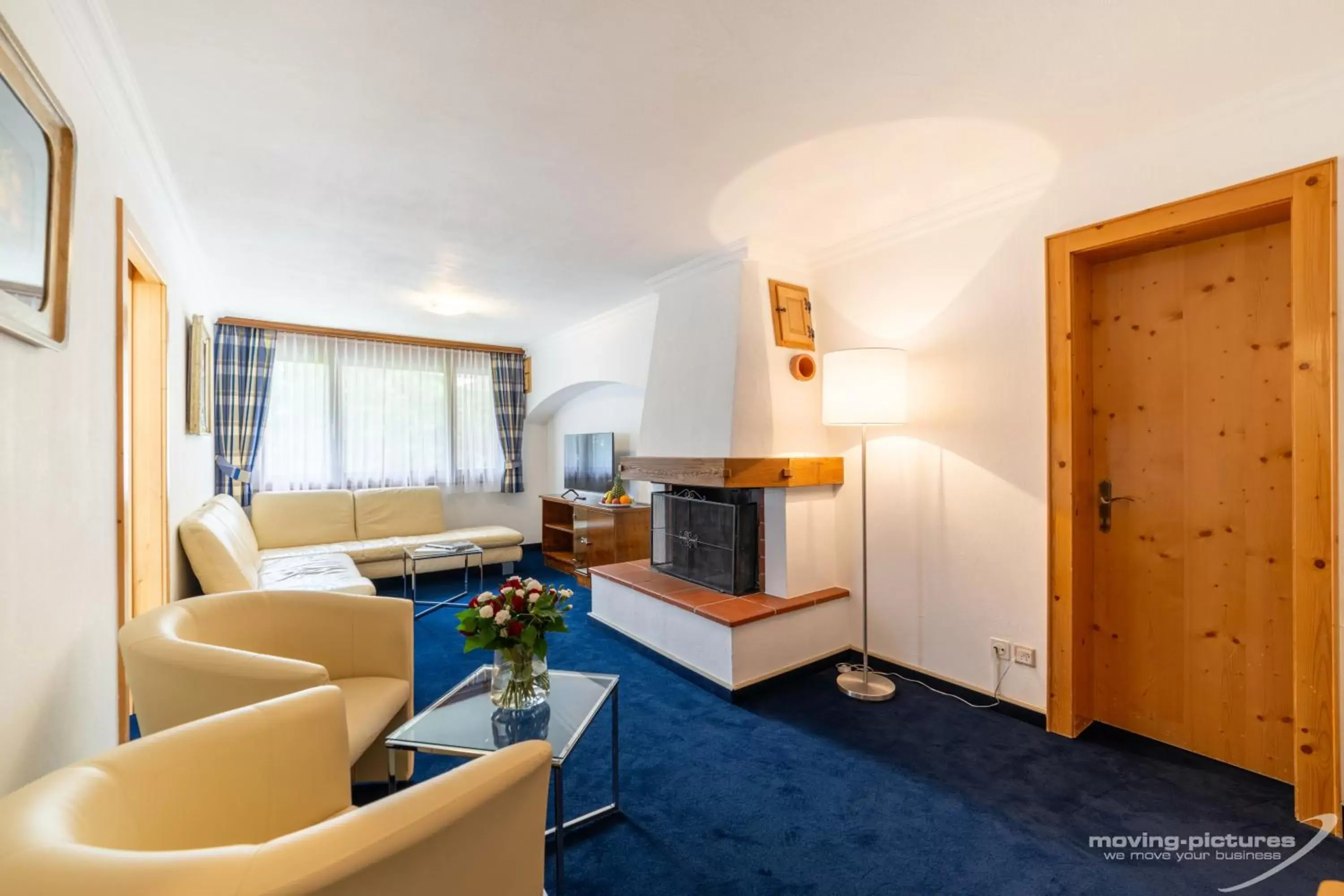 Junior Suite with Balcony in Turmhotel Victoria Davos Junior Suite with Balcony in Turmhotel Victoria Davos