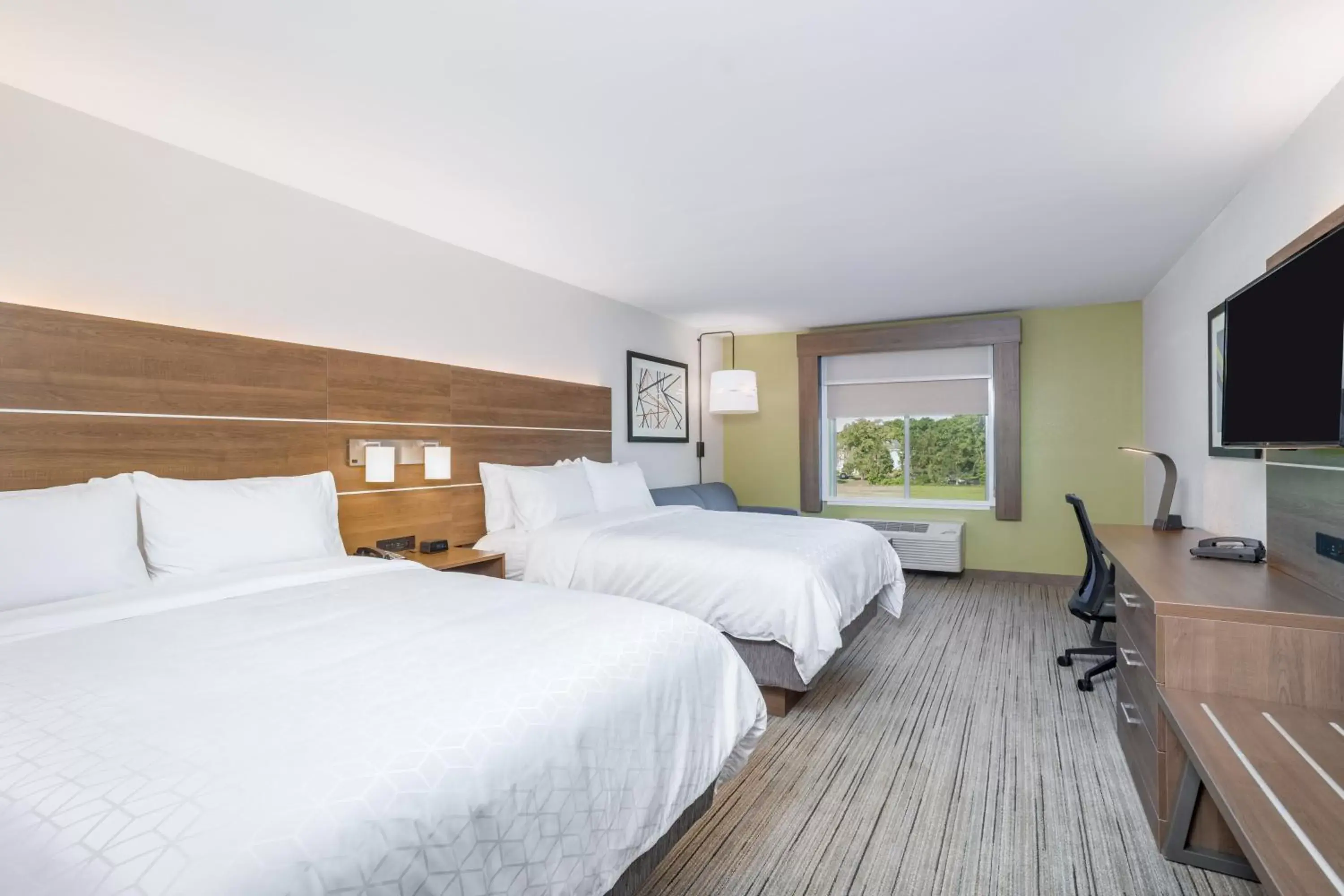 Standard Room with Two Queen Beds in Holiday Inn Express & Suites - Elkhart North by IHG Standard Room with Two Queen Beds in Holiday Inn Express & Suites - Elkhart North by IHG