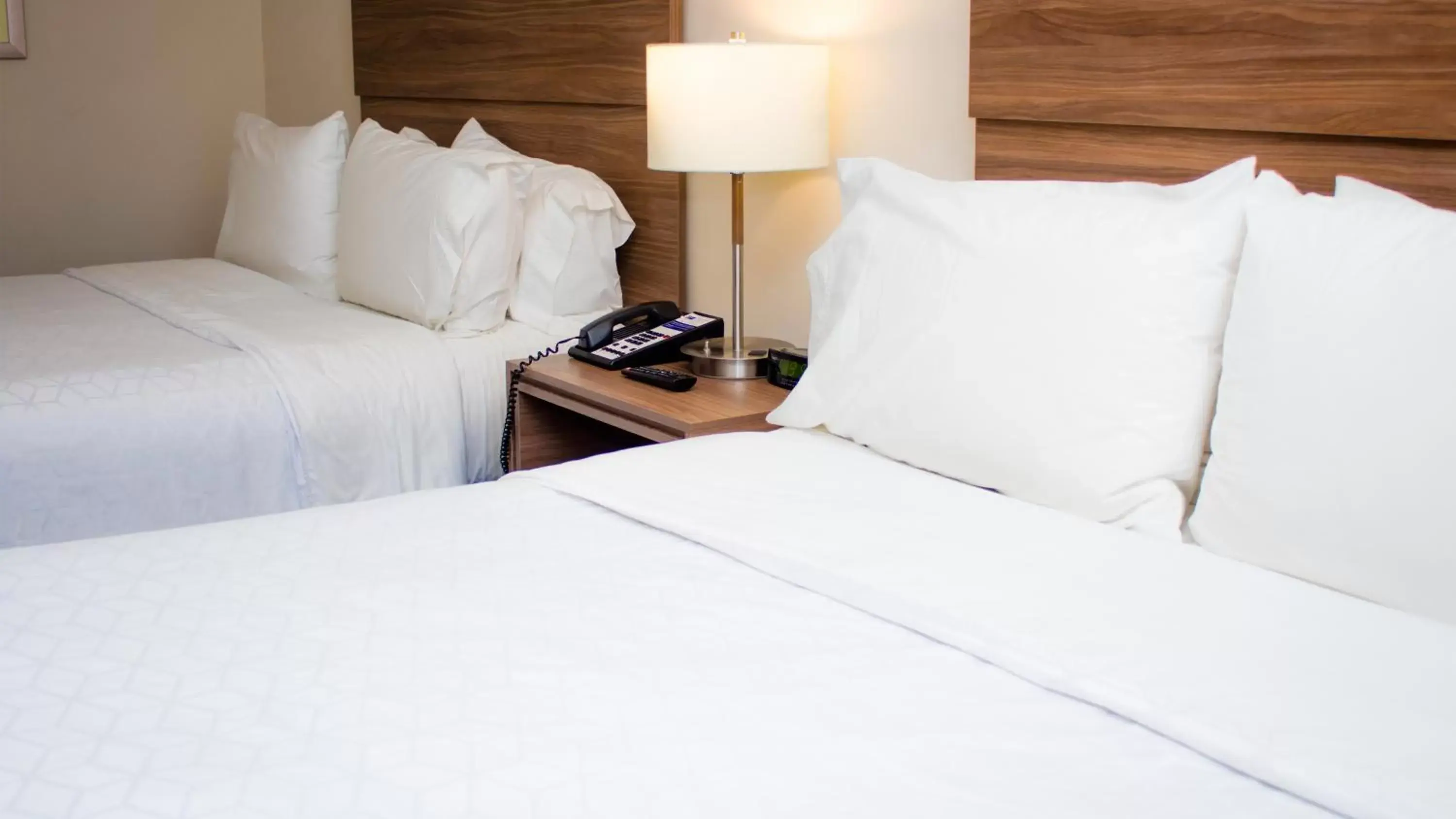 Standard Room with Two Queen Beds in Holiday Inn Express Culiacan by IHG Standard Room with Two Queen Beds in Holiday Inn Express Culiacan by IHG