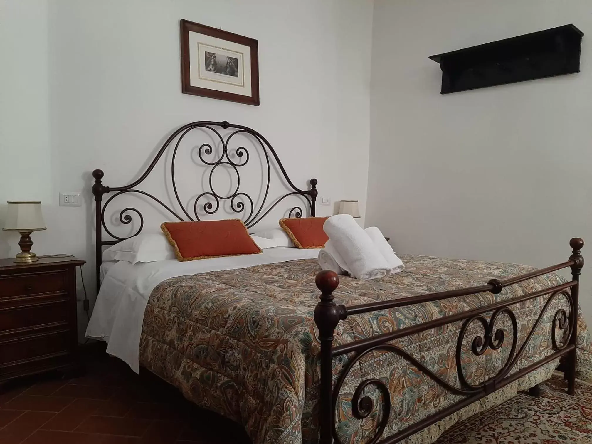 Double Room with Bathroom in Residenza D'Epoca Palazzo Buonaccorsi Double Room with Bathroom in Residenza D'Epoca Palazzo Buonaccorsi