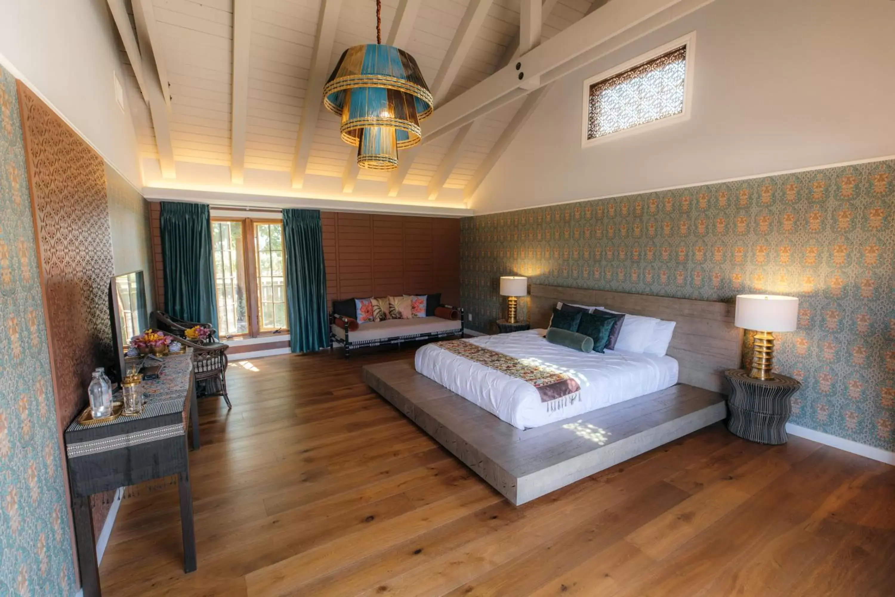 King Room with Spa Bath in Bann at Oak Knoll Napa King Room with Spa Bath in Bann at Oak Knoll Napa