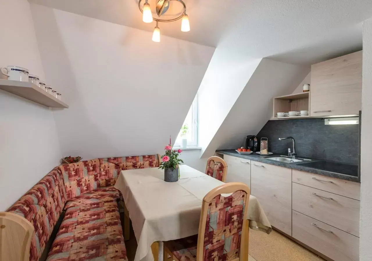 Two-Bedroom Apartment in GRUBERS, Hotel Appartments Gastein Two-Bedroom Apartment in GRUBERS, Hotel Appartments Gastein