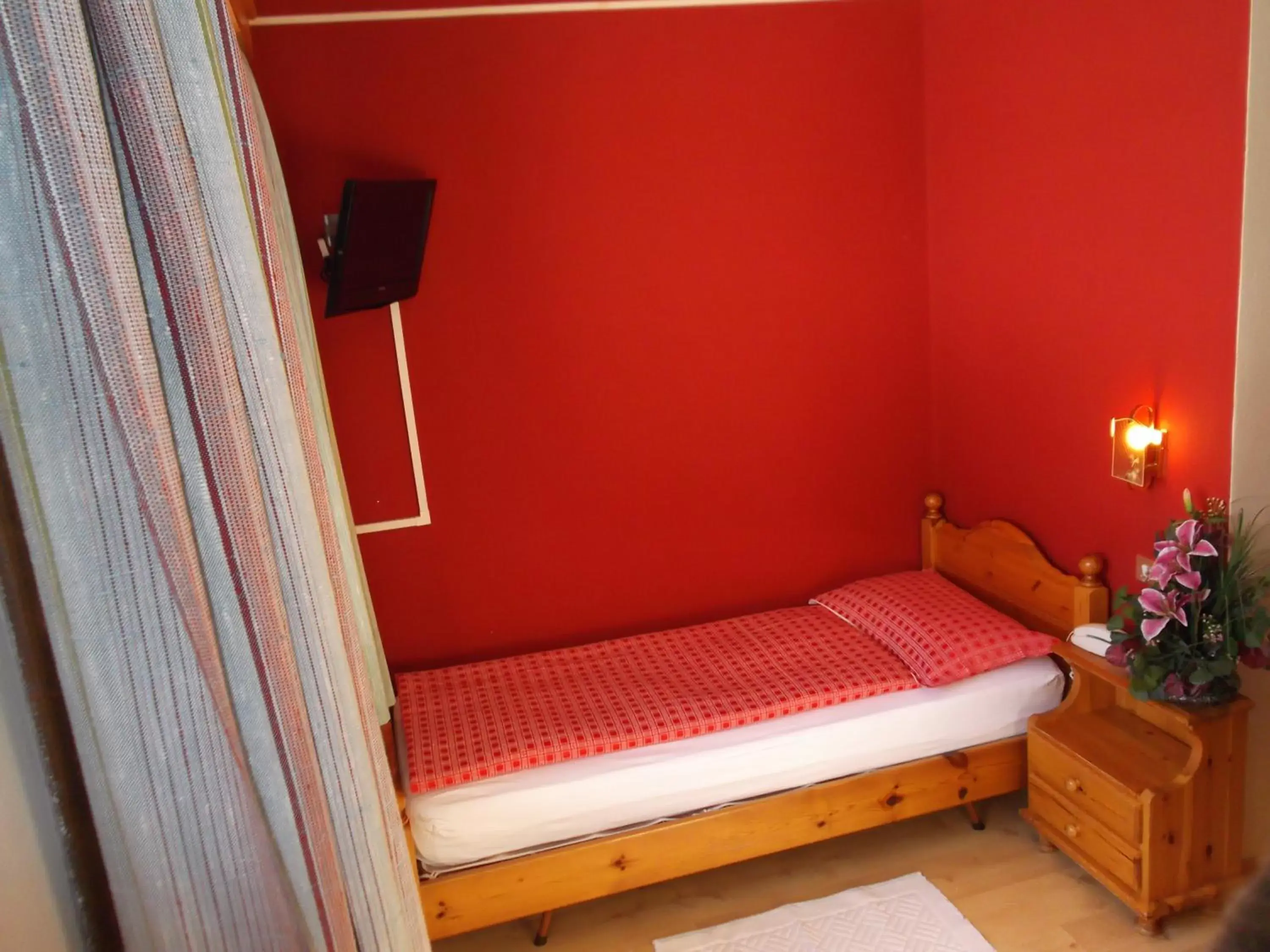 Single Room in Hotel Adele Single Room in Hotel Adele