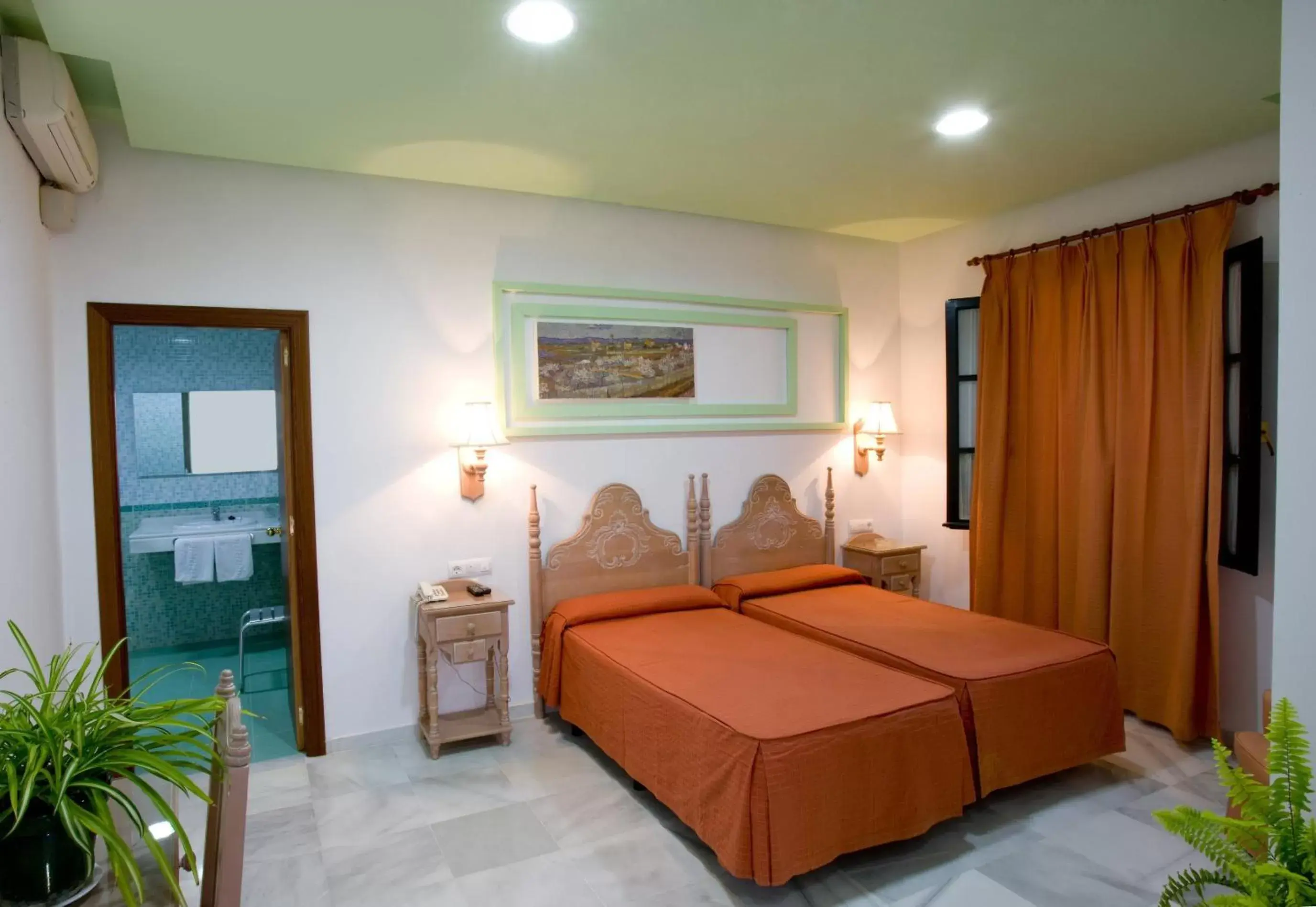 Double or Twin Room - single occupancy in Los Helechos Double or Twin Room - single occupancy in Los Helechos