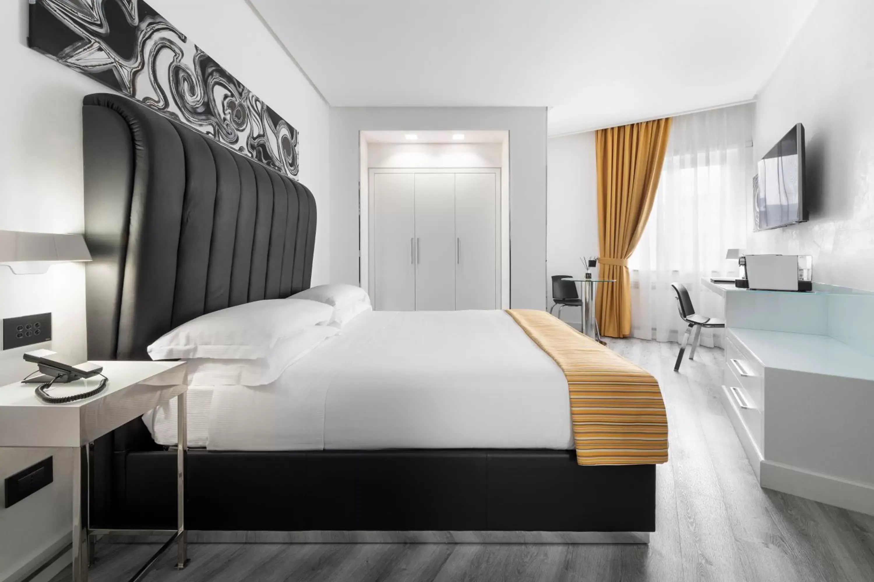 Standard Double Room in LHP Napoli Palace & SPA Standard Double Room in LHP Napoli Palace & SPA