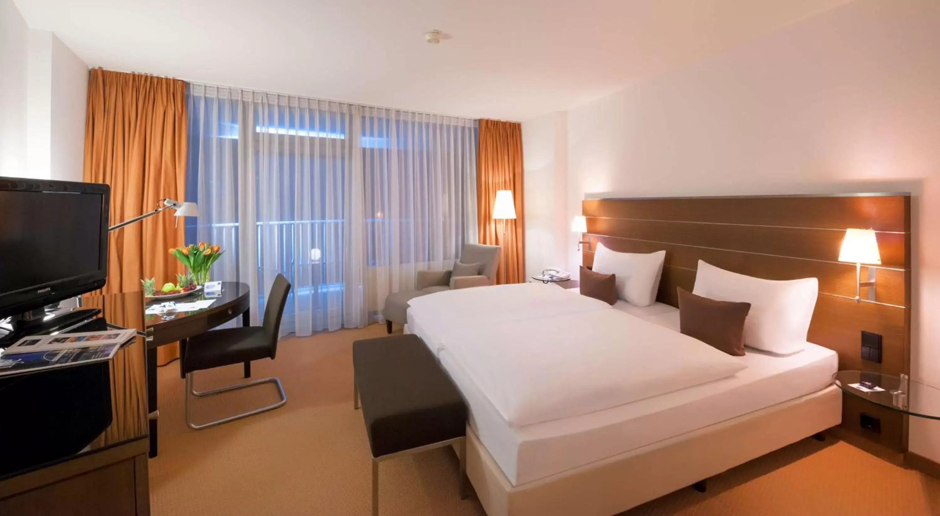 Superior Double Room in Dorint An der Kongresshalle Augsburg Superior Double Room in Dorint An der Kongresshalle Augsburg