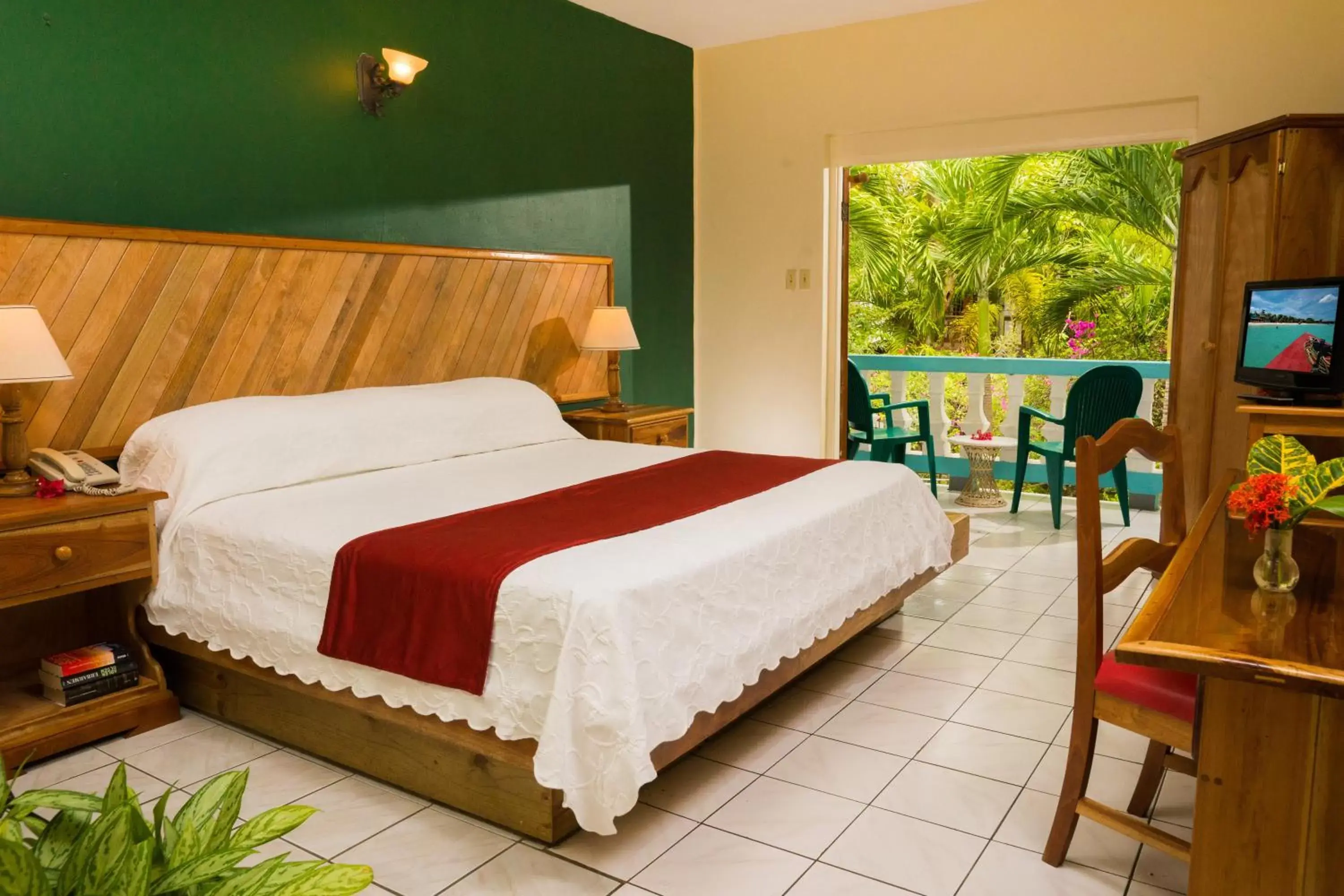 Superior King or Double Room with Garden View in Legends Beach Resort Superior King or Double Room with Garden View in Legends Beach Resort
