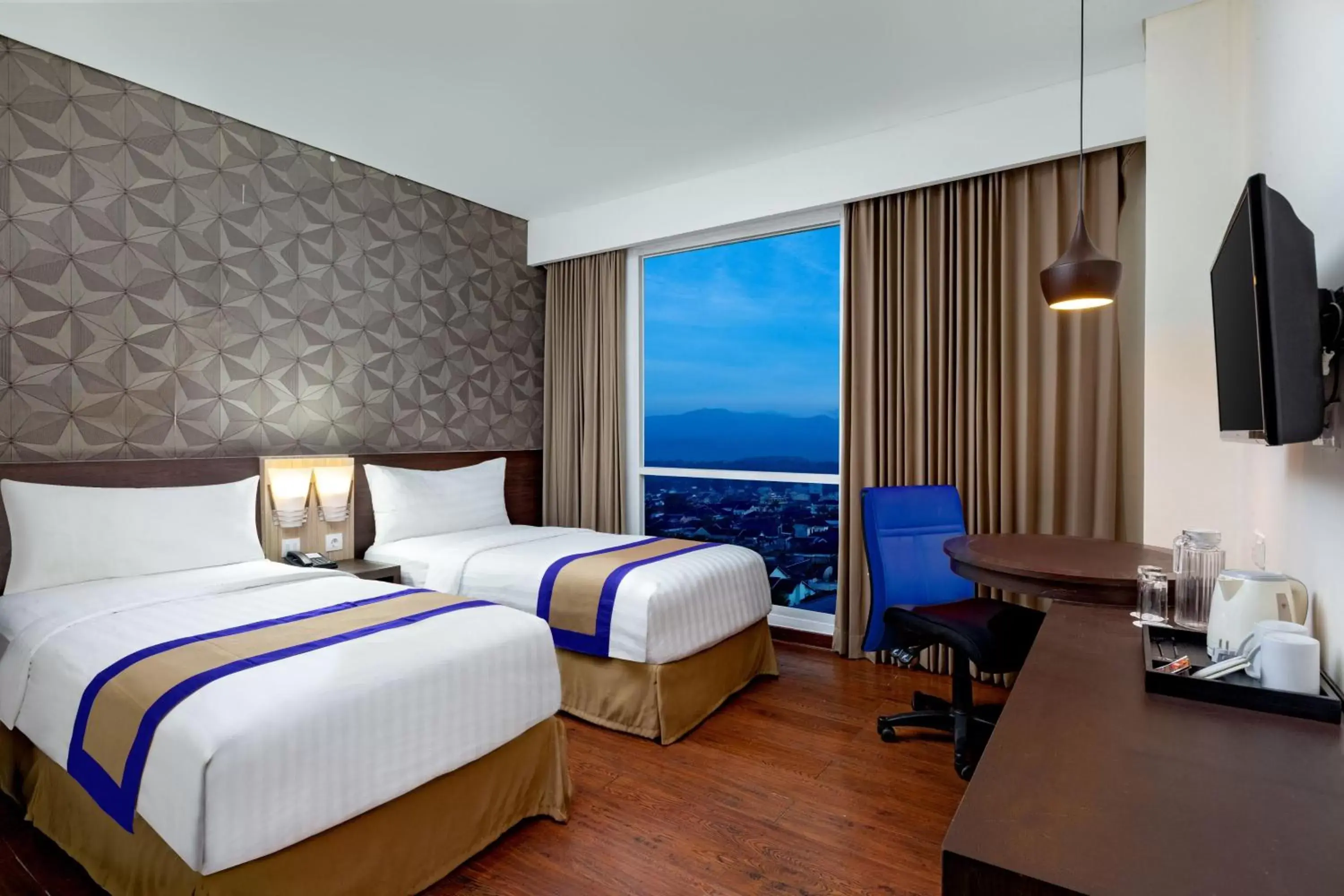 Deluxe Room in ASTON Jember Hotel & Conference Center Deluxe Room in ASTON Jember Hotel & Conference Center