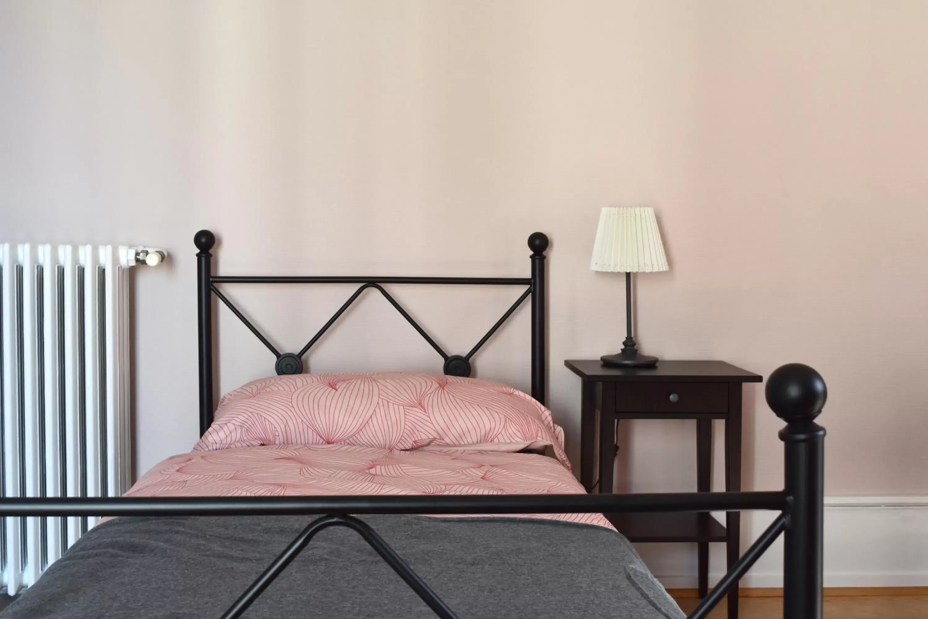 Twin Room in Pension Bienvenue (Women only) Twin Room in Pension Bienvenue (Women only)