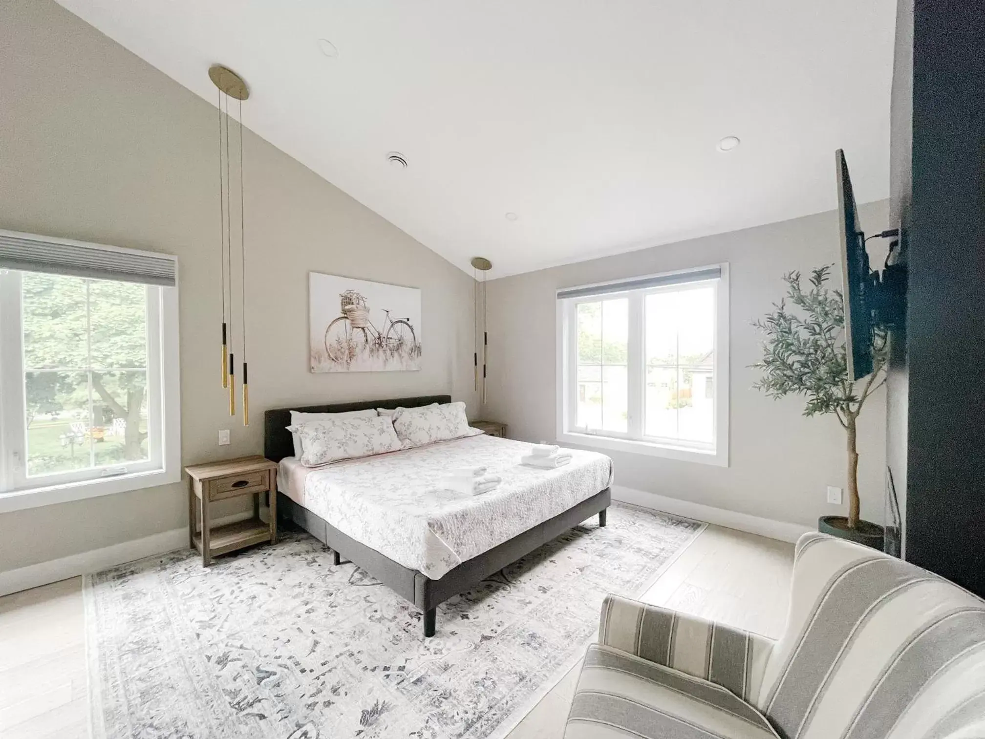 Superior King Room in Inn On King Bed & Breakfast Superior King Room in Inn On King Bed & Breakfast