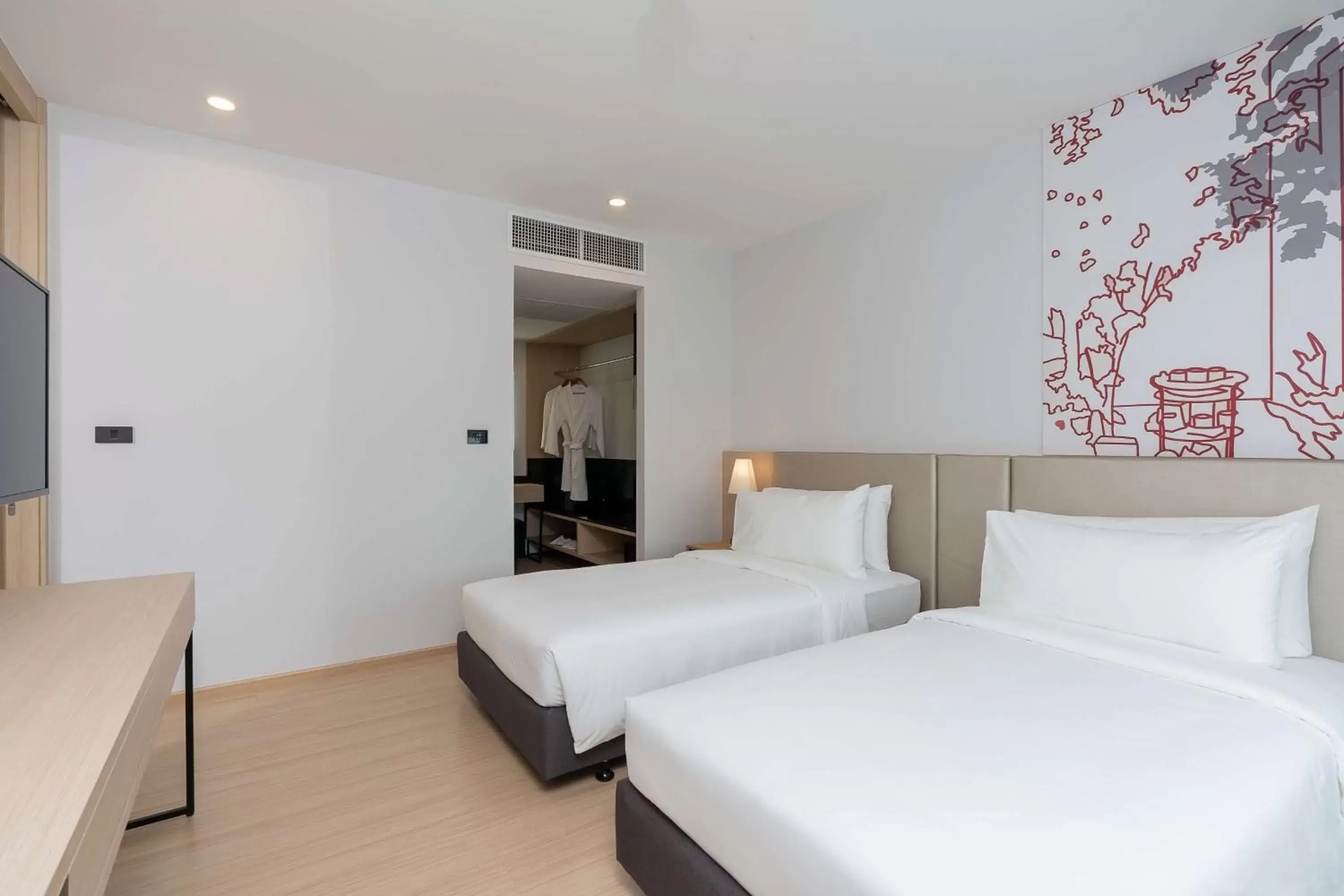 Two-Bedroom Suite with One Queen Bed and Twin Beds - Non-Smoking in Best Western Nada Don Mueang Airport hotel Two-Bedroom Suite with One Queen Bed and Twin Beds - Non-Smoking in Best Western Nada Don Mueang Airport hotel