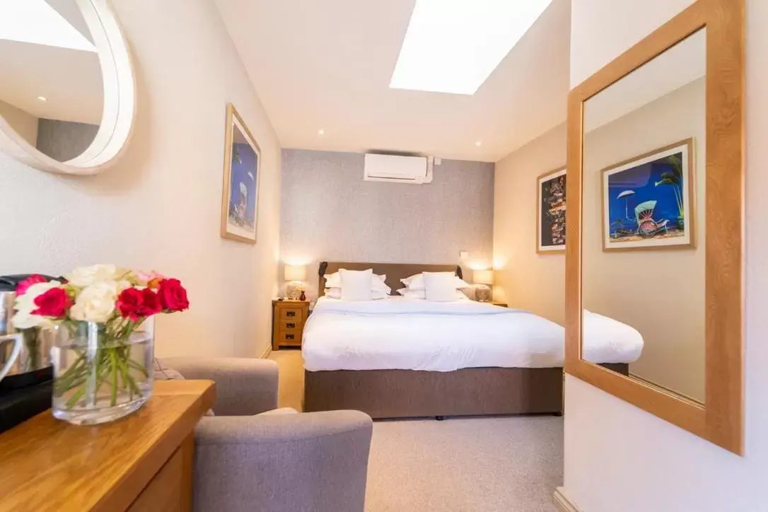 Superior Double Room - single occupancy in The Honingham Buck Superior Double Room - single occupancy in The Honingham Buck