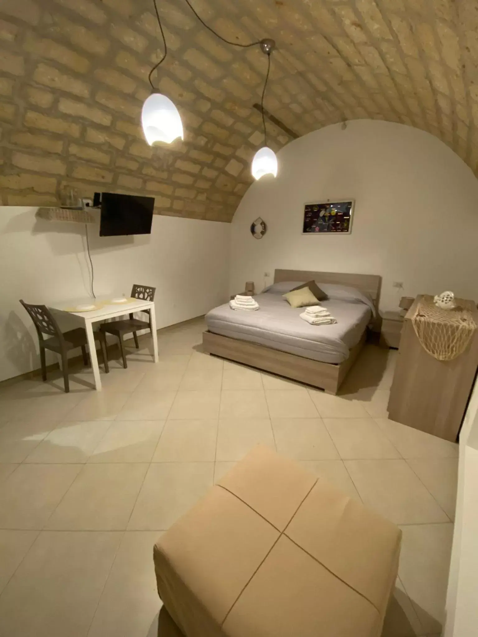 Bed in Mirabari Bed in Mirabari