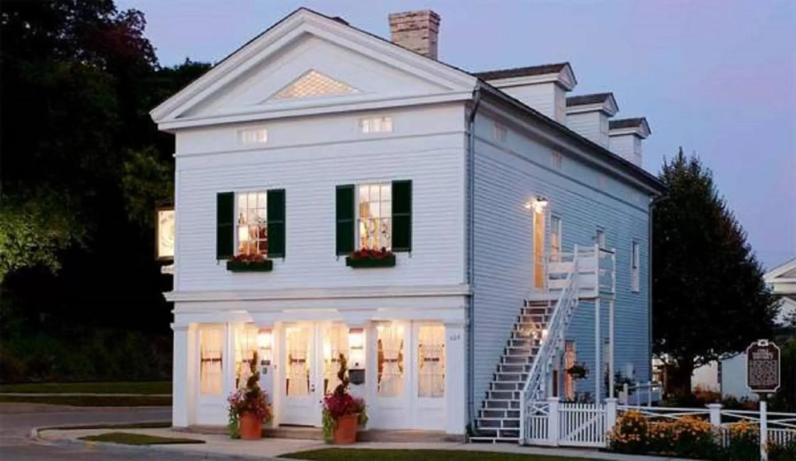 The Rochester Inn The Rochester Inn