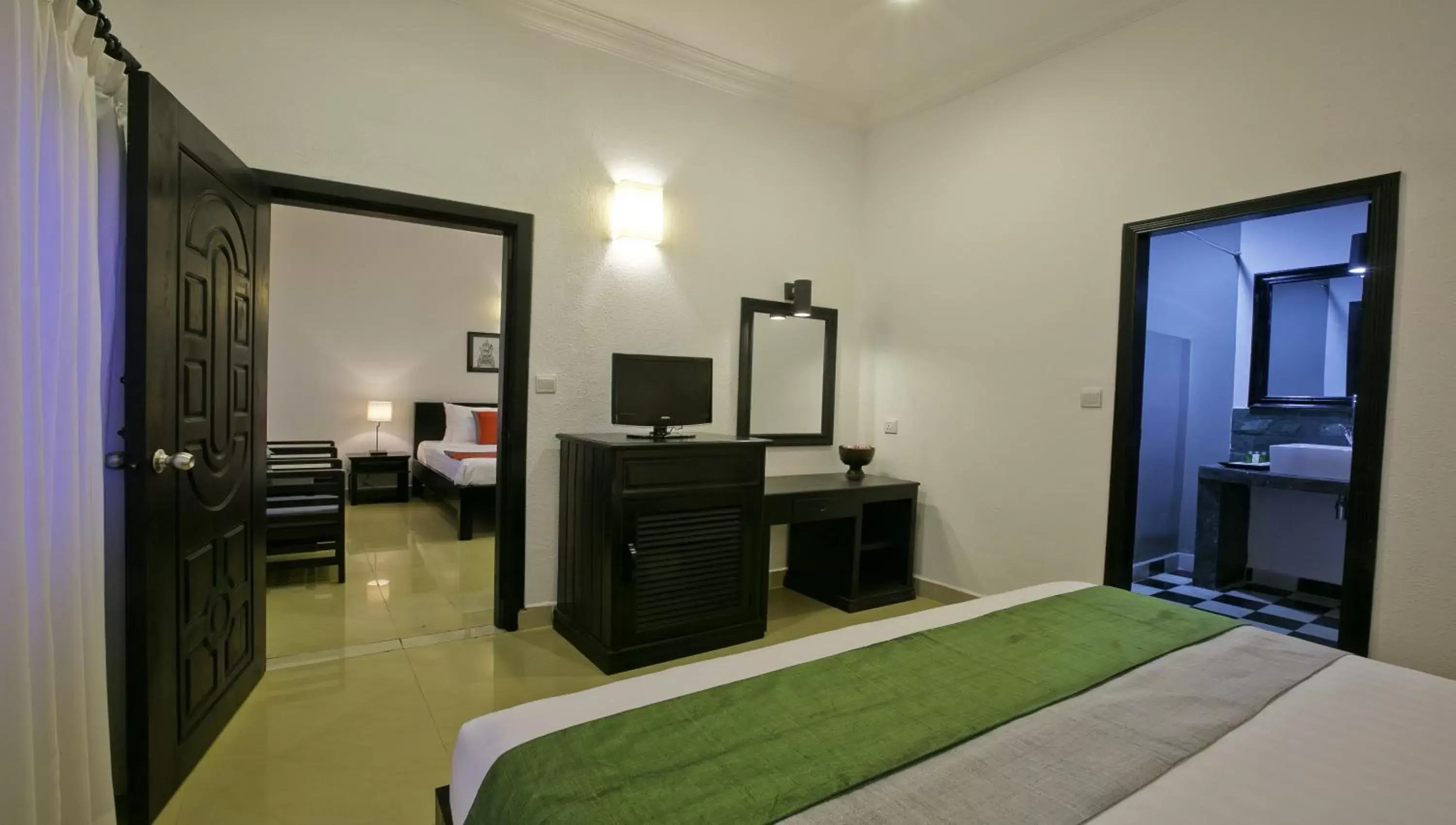 Family Suite Connecting Rooms (4 Adults) in The Cyclo d'Angkor Boutique Hotel Family Suite Connecting Rooms (4 Adults) in The Cyclo d'Angkor Boutique Hotel