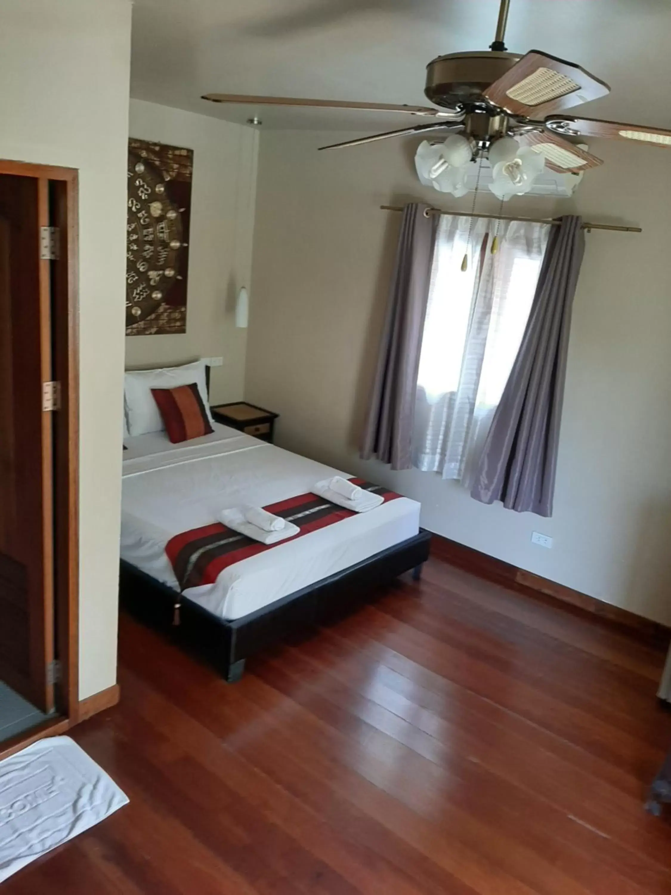 Deluxe Single Room - single occupancy in Liam's Guesthouse Adults Only Deluxe Single Room - single occupancy in Liam's Guesthouse Adults Only