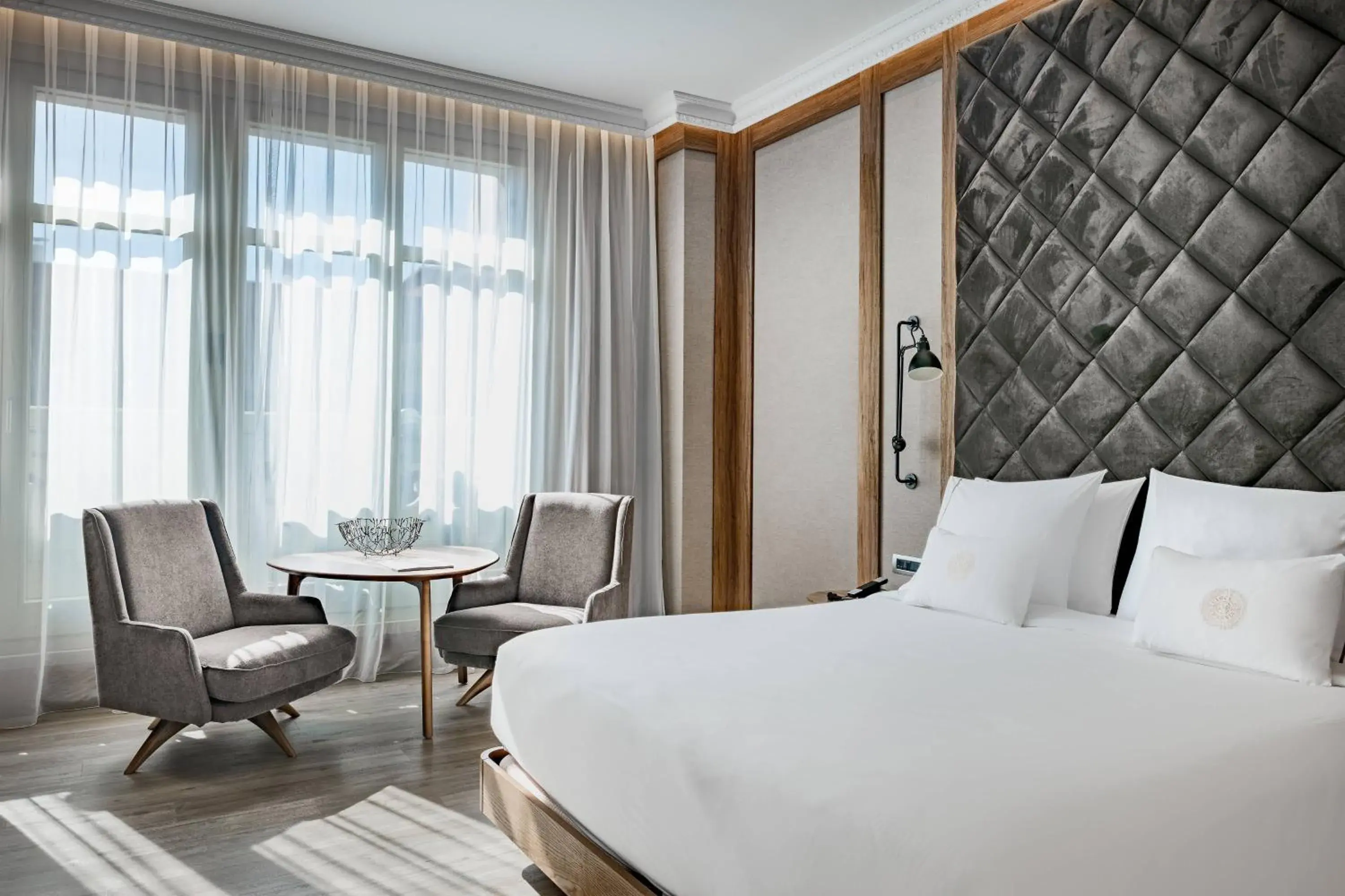 King Room with City View in Círculo Gran Vía, Autograph Collection (Adults Only) King Room with City View in Círculo Gran Vía, Autograph Collection (Adults Only)