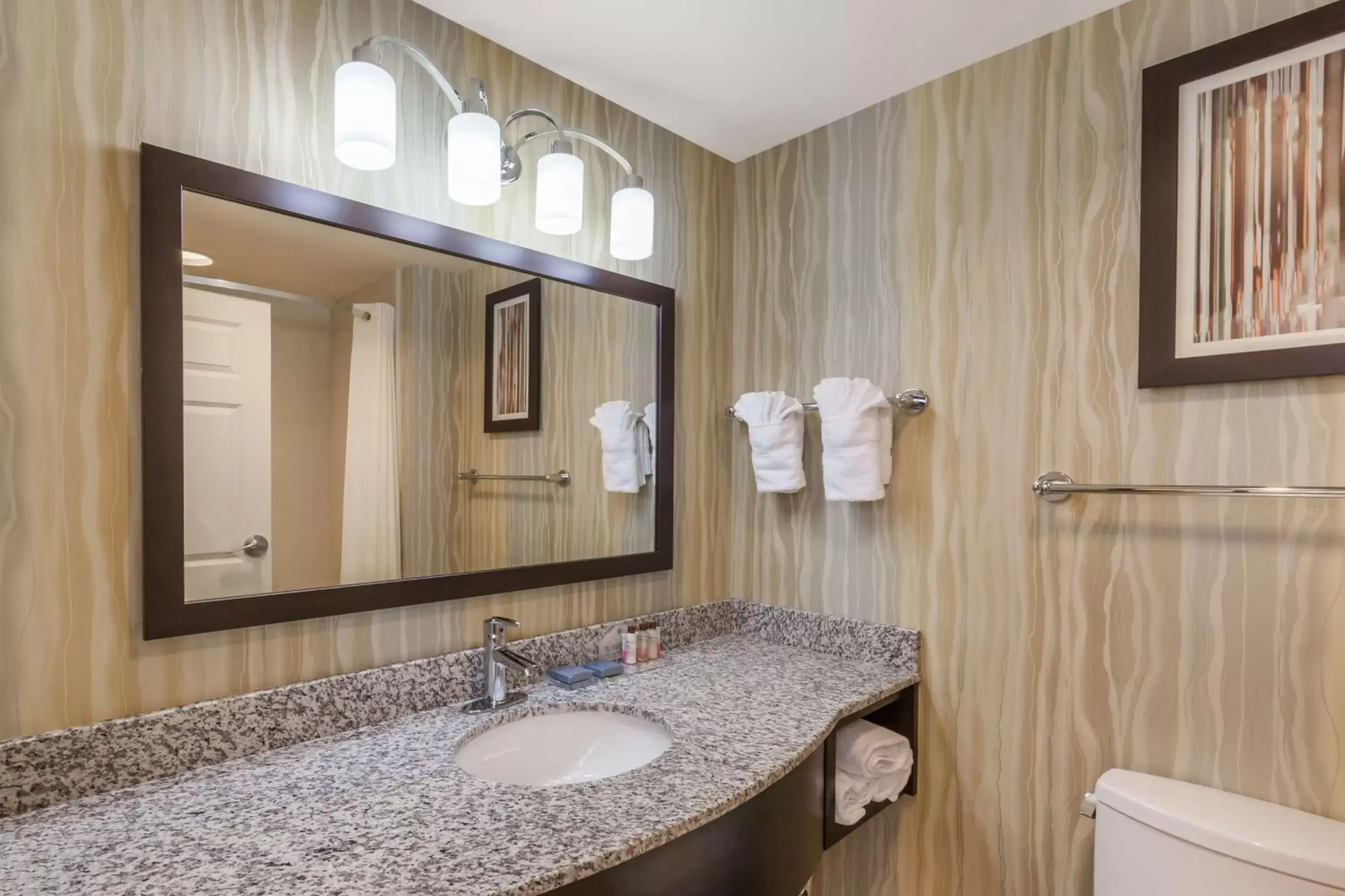 King Room - Non-Smoking in La Quinta Inn & Suites by Wyndham Tulsa Midtown King Room - Non-Smoking in La Quinta Inn & Suites by Wyndham Tulsa Midtown