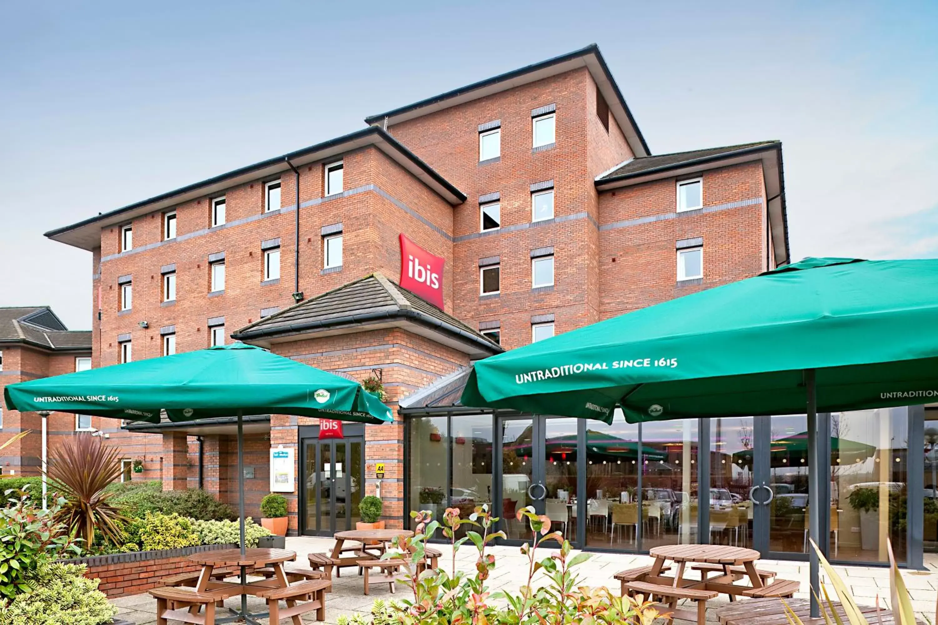 ibis Liverpool Centre Albert Dock – Liverpool One ibis Liverpool Centre Albert Dock – Liverpool One