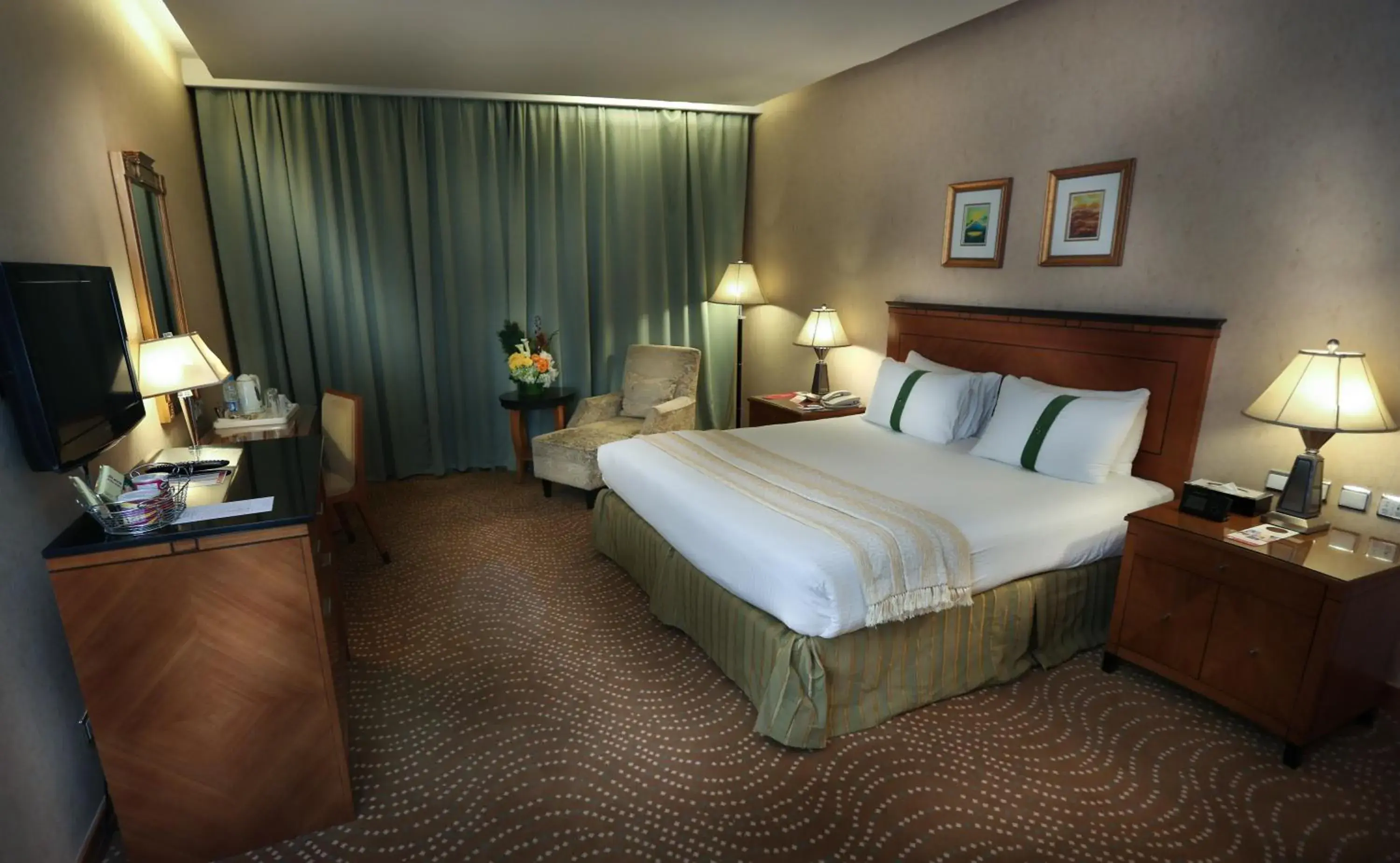 Superior King Room - Non-Smoking in Eastyard Khobar Hotel - Formerly Ramada by Wyndham Khobar Superior King Room - Non-Smoking in Eastyard Khobar Hotel - Formerly Ramada by Wyndham Khobar