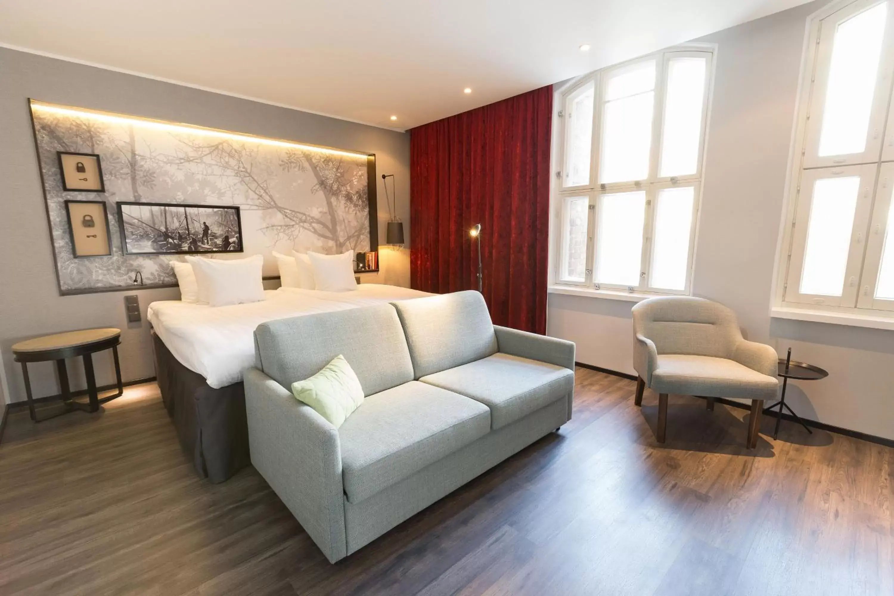 Superior Family, Guest room, 1 King, Sofa bed in Hotel Katajanokka, Helsinki, a Tribute Portfolio Hotel Superior Family, Guest room, 1 King, Sofa bed in Hotel Katajanokka, Helsinki, a Tribute Portfolio Hotel