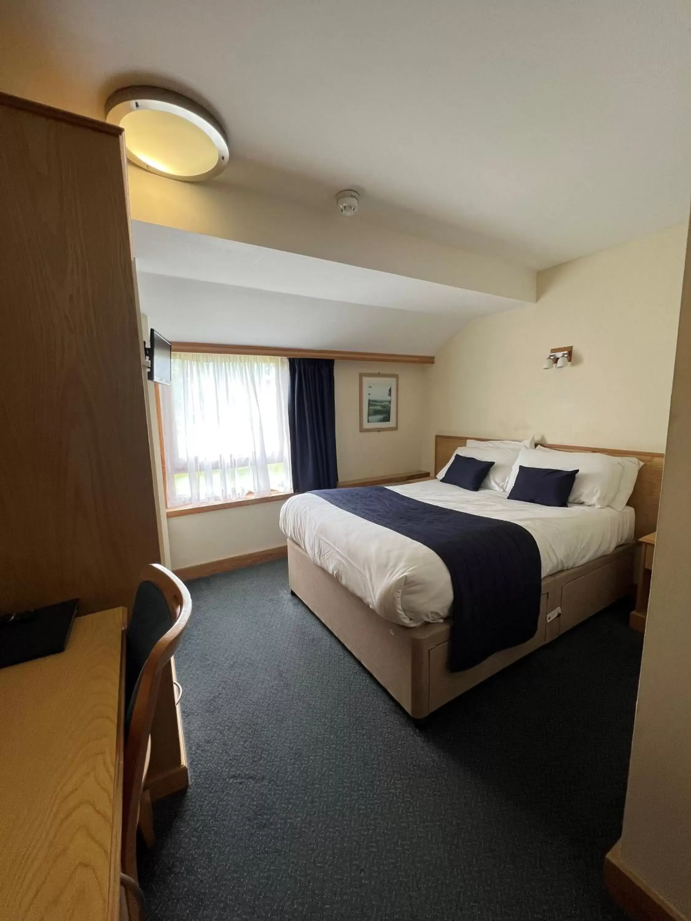Standard Double Room in Weald of Kent Golf Course and Hotel Standard Double Room in Weald of Kent Golf Course and Hotel