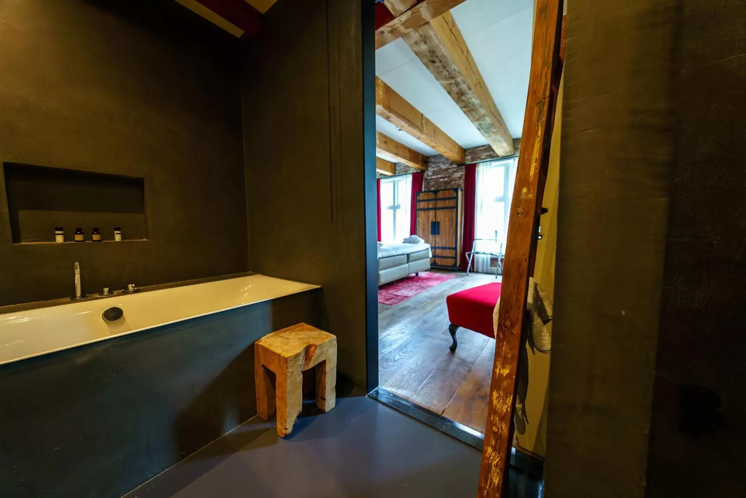 Deluxe King Studio in Van Rossum Stadshotel Woerden Deluxe King Studio in Van Rossum Stadshotel Woerden