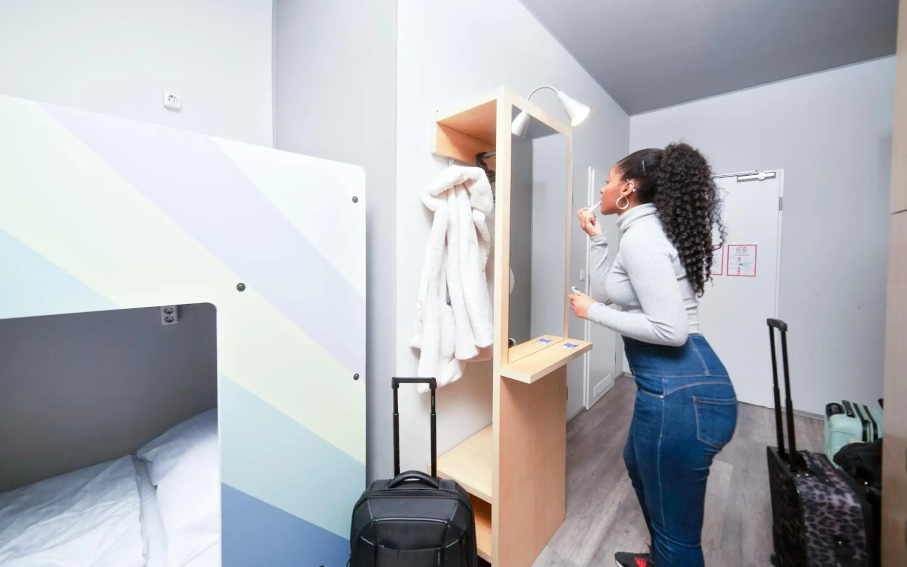 Single Bed in 6-Bed Dormitory Room in a&o Wien Stadthalle Single Bed in 6-Bed Dormitory Room in a&o Wien Stadthalle