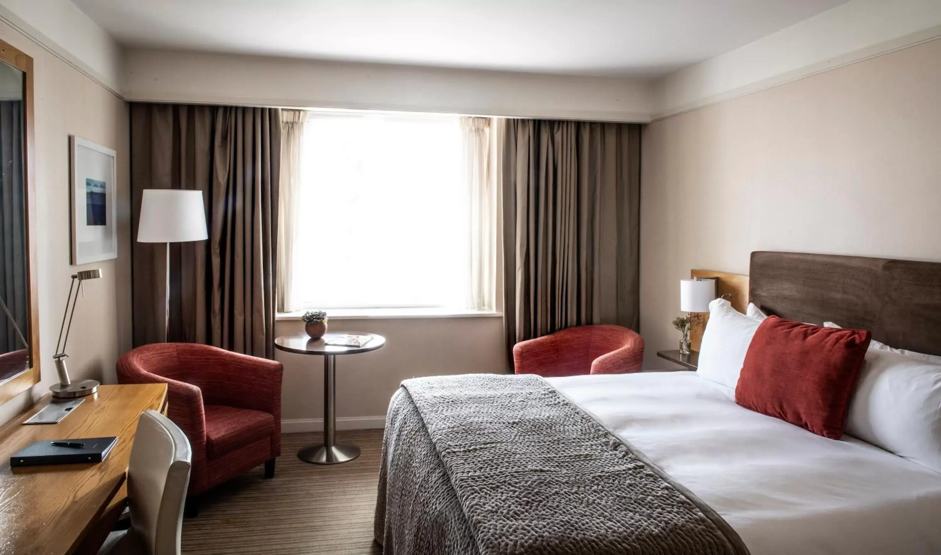 Queen Room in The River Lee Hotel a member of The Doyle Collection Queen Room in The River Lee Hotel a member of The Doyle Collection