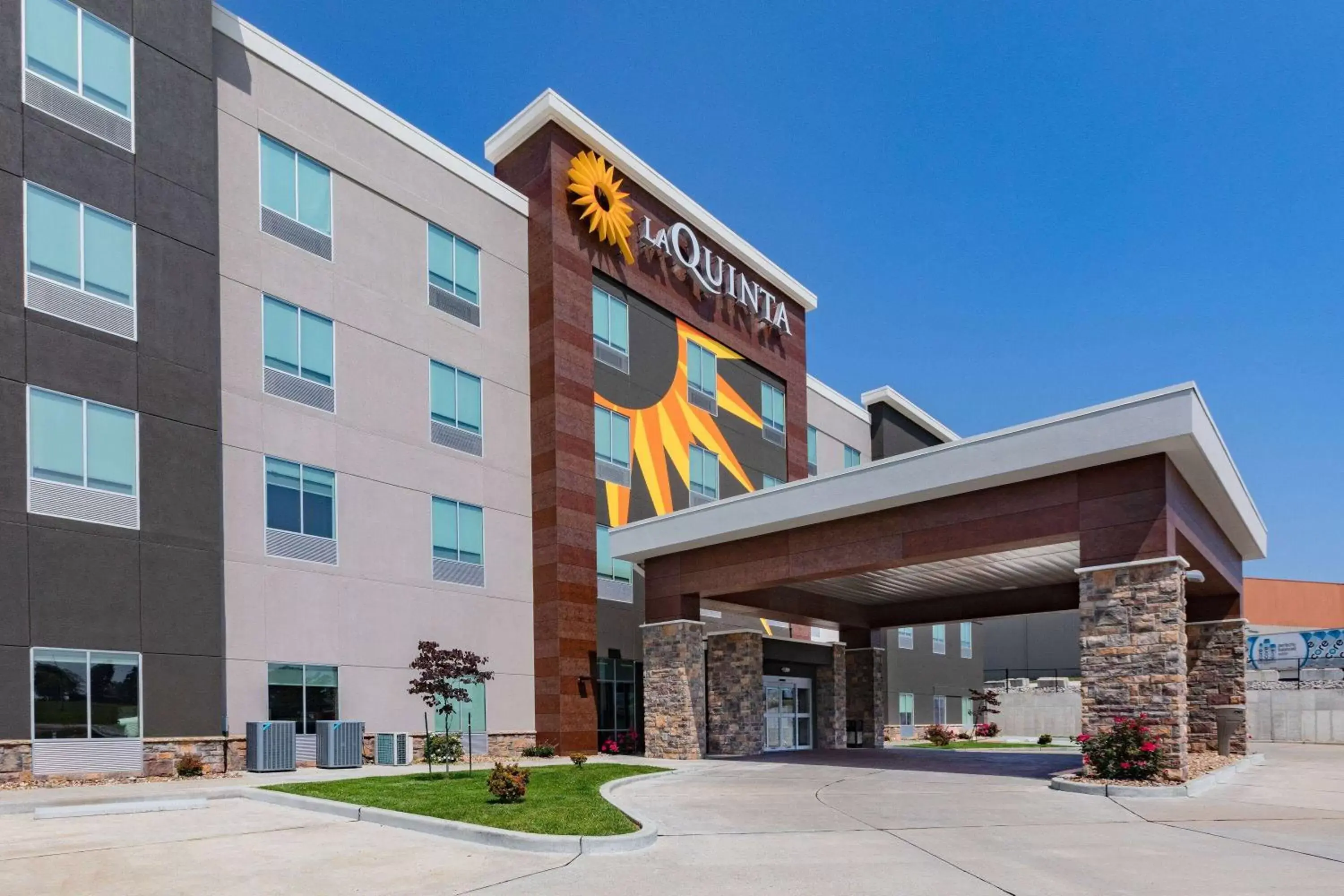La Quinta Inn & Suites by Wyndham Jackson-Cape Girardeau La Quinta Inn & Suites by Wyndham Jackson-Cape Girardeau