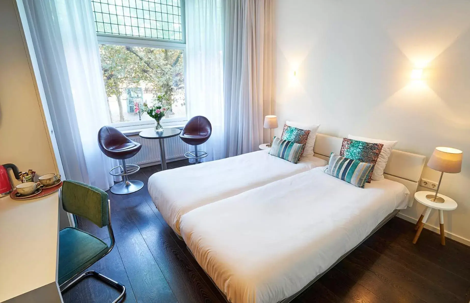 Classic Twin Room in Saillant Hotel Maastricht City Centre - Auping Hotel Partner Classic Twin Room in Saillant Hotel Maastricht City Centre - Auping Hotel Partner