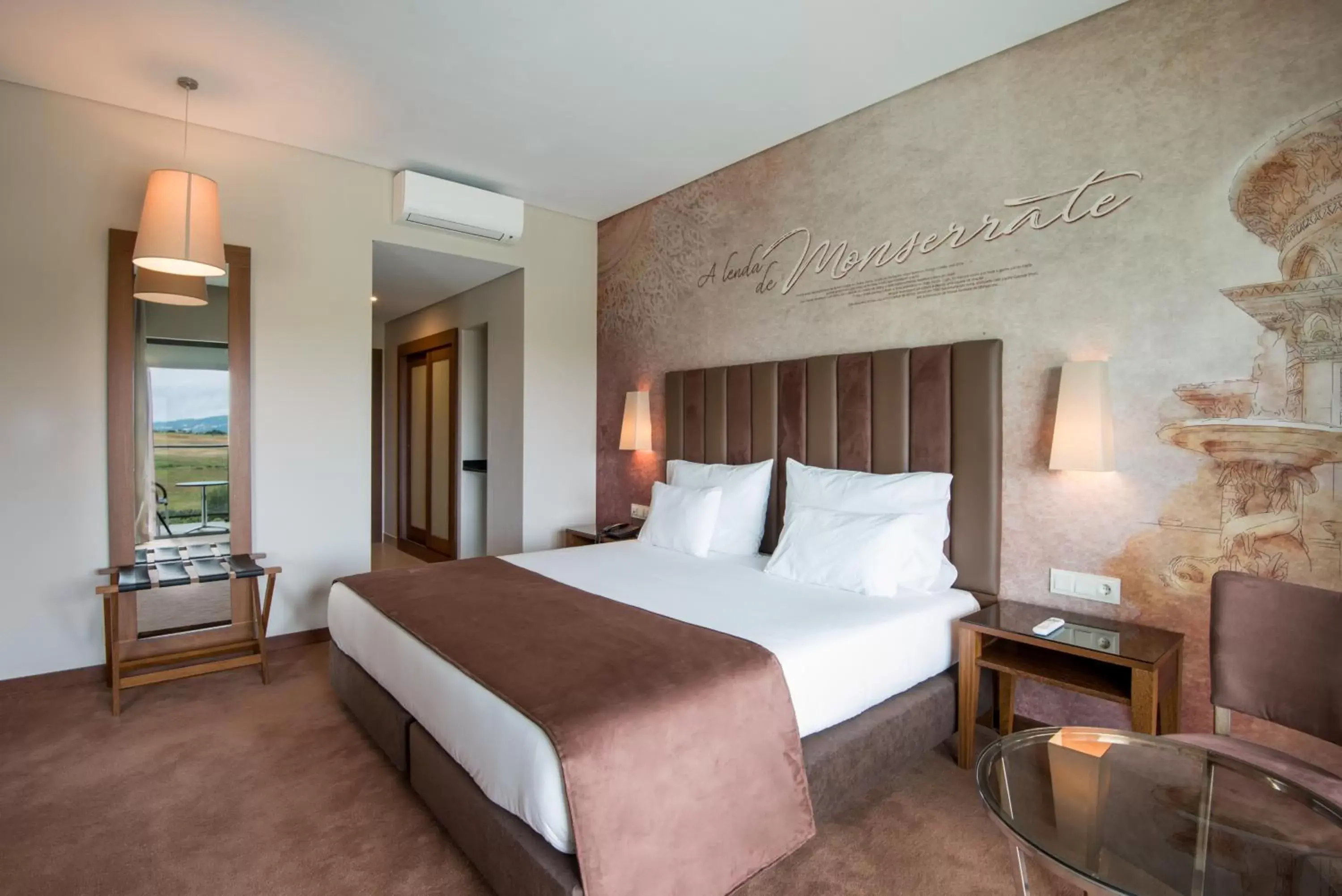 Junior Suite (3 Adults) in Vila Gale Collection Sintra Junior Suite (3 Adults) in Vila Gale Collection Sintra