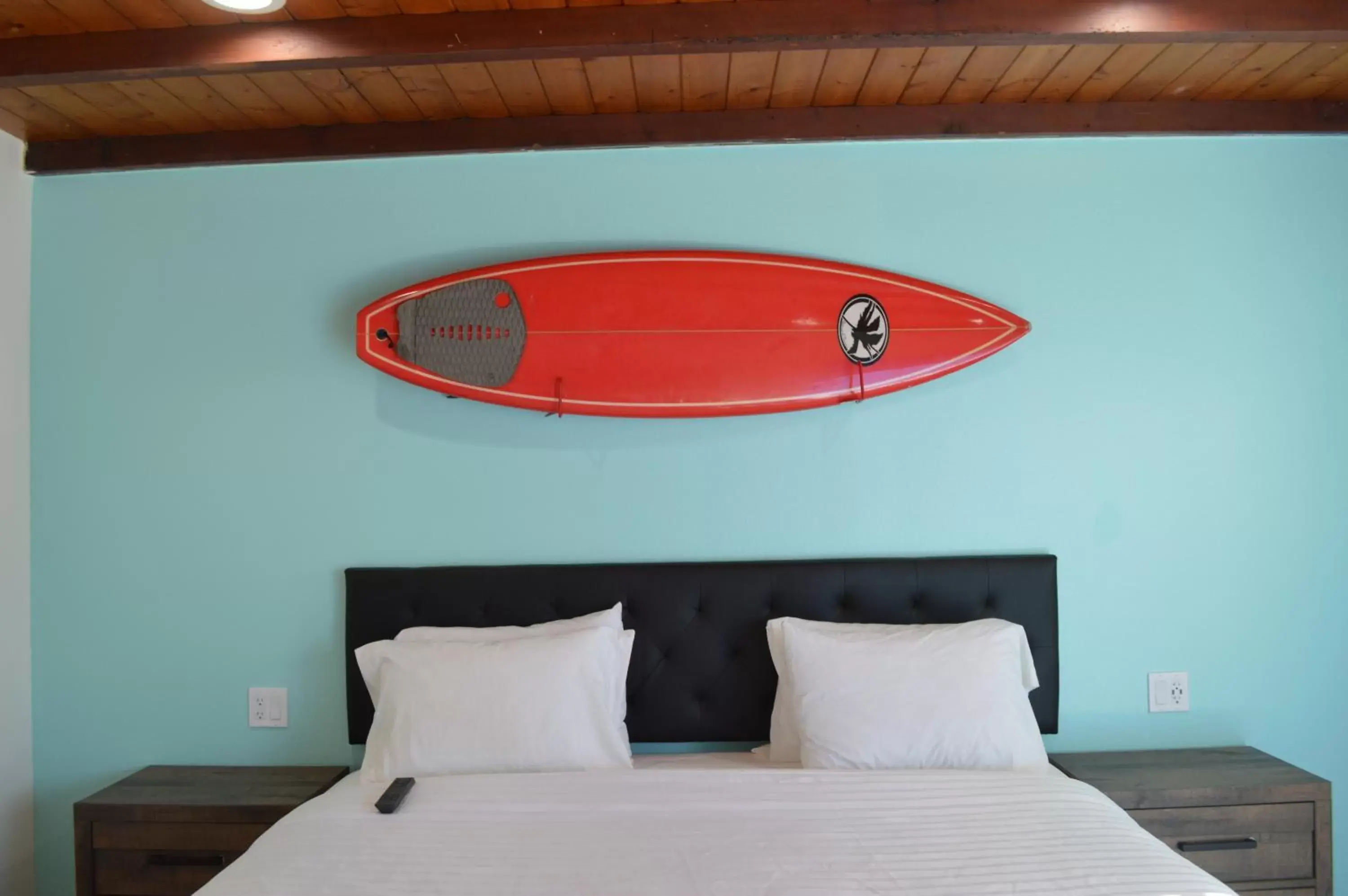 Deluxe Queen Room in Calafia Inn San Clemente Newly renovated Deluxe Queen Room in Calafia Inn San Clemente Newly renovated