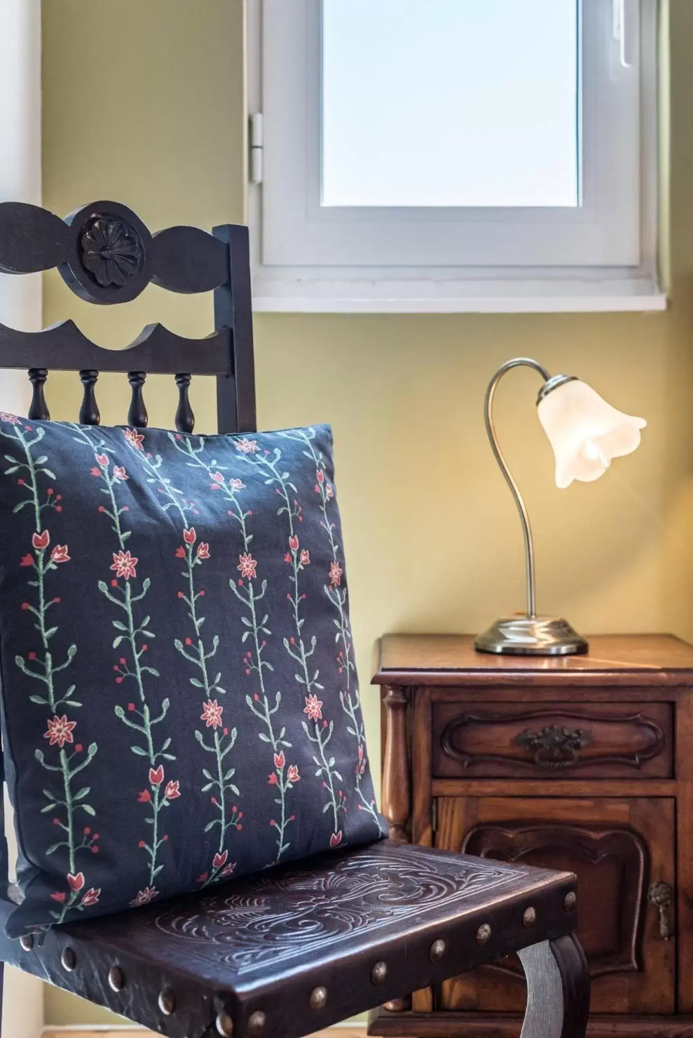 Triple Room with Balcony in Quinta da Paz B&B Triple Room with Balcony in Quinta da Paz B&B