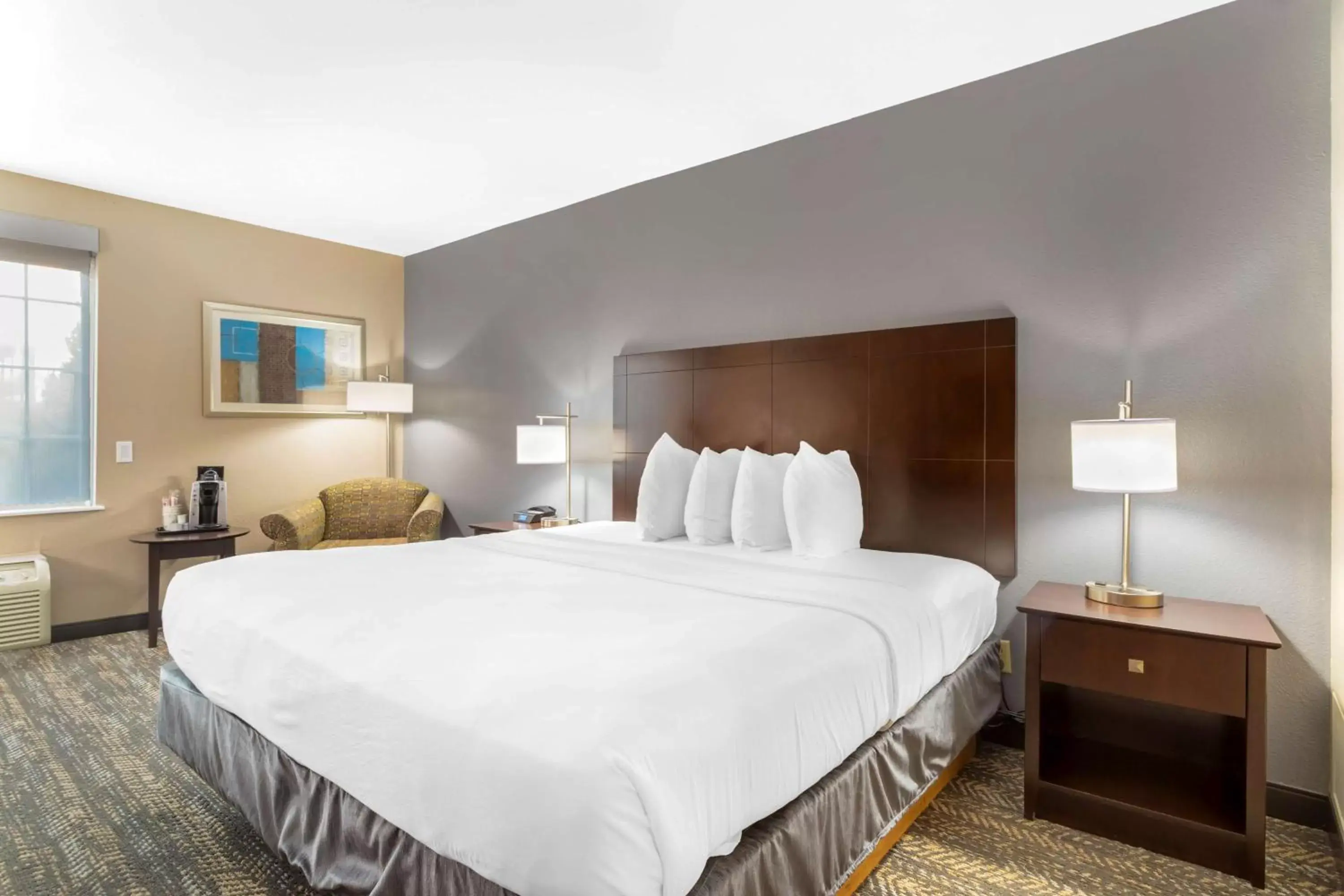 King Room - Smoking in Best Western Natchitoches Inn King Room - Smoking in Best Western Natchitoches Inn