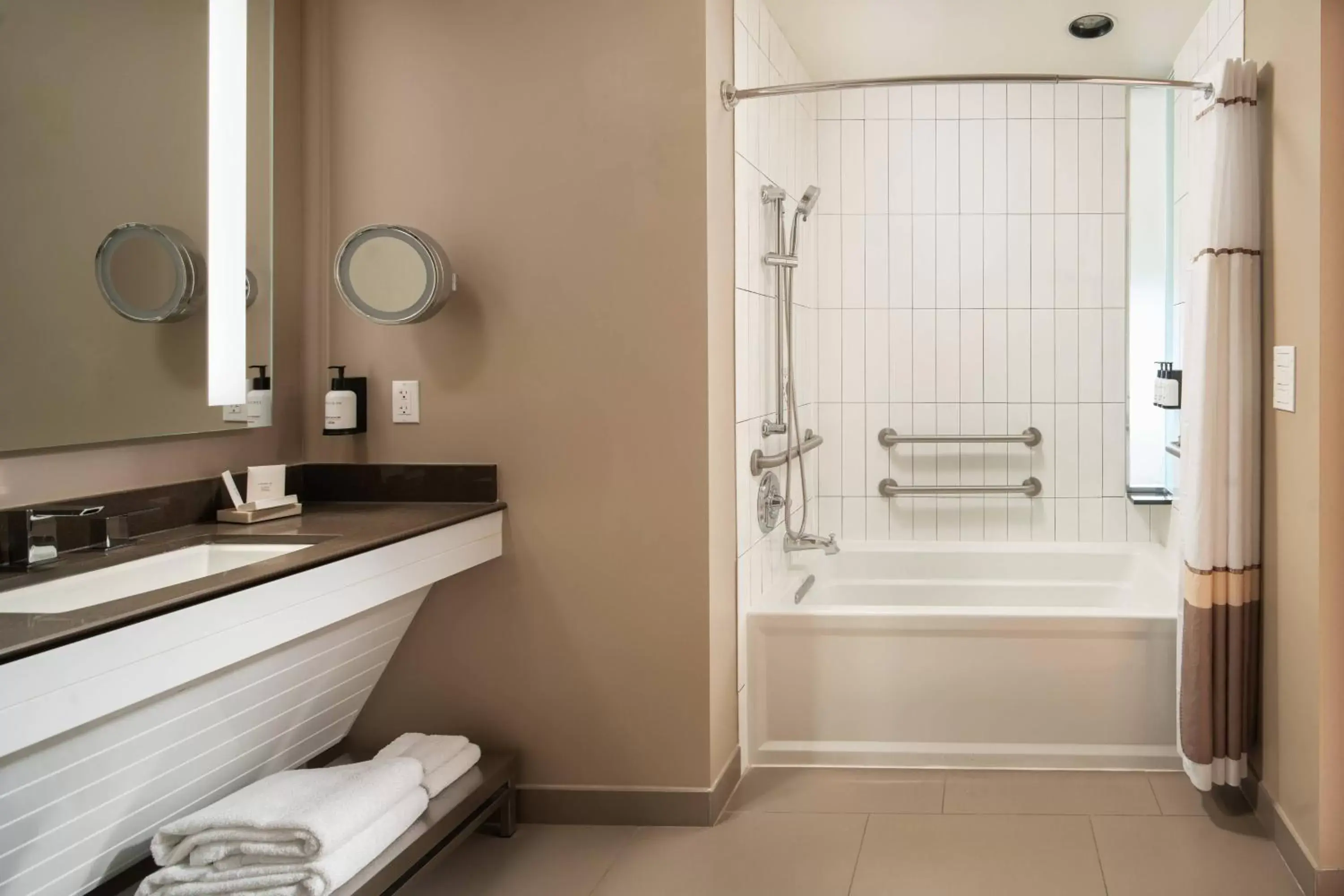 Junior Suite in Epicurean Hotel, Autograph Collection Junior Suite in Epicurean Hotel, Autograph Collection