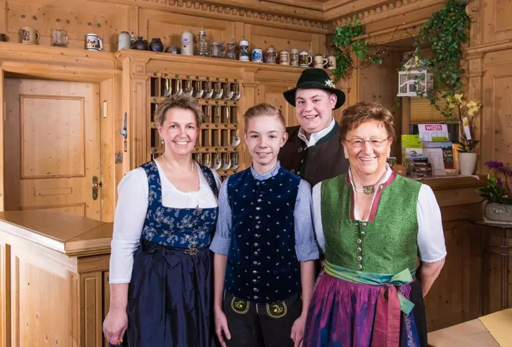 Hotel-Gasthof Huber Hotel-Gasthof Huber