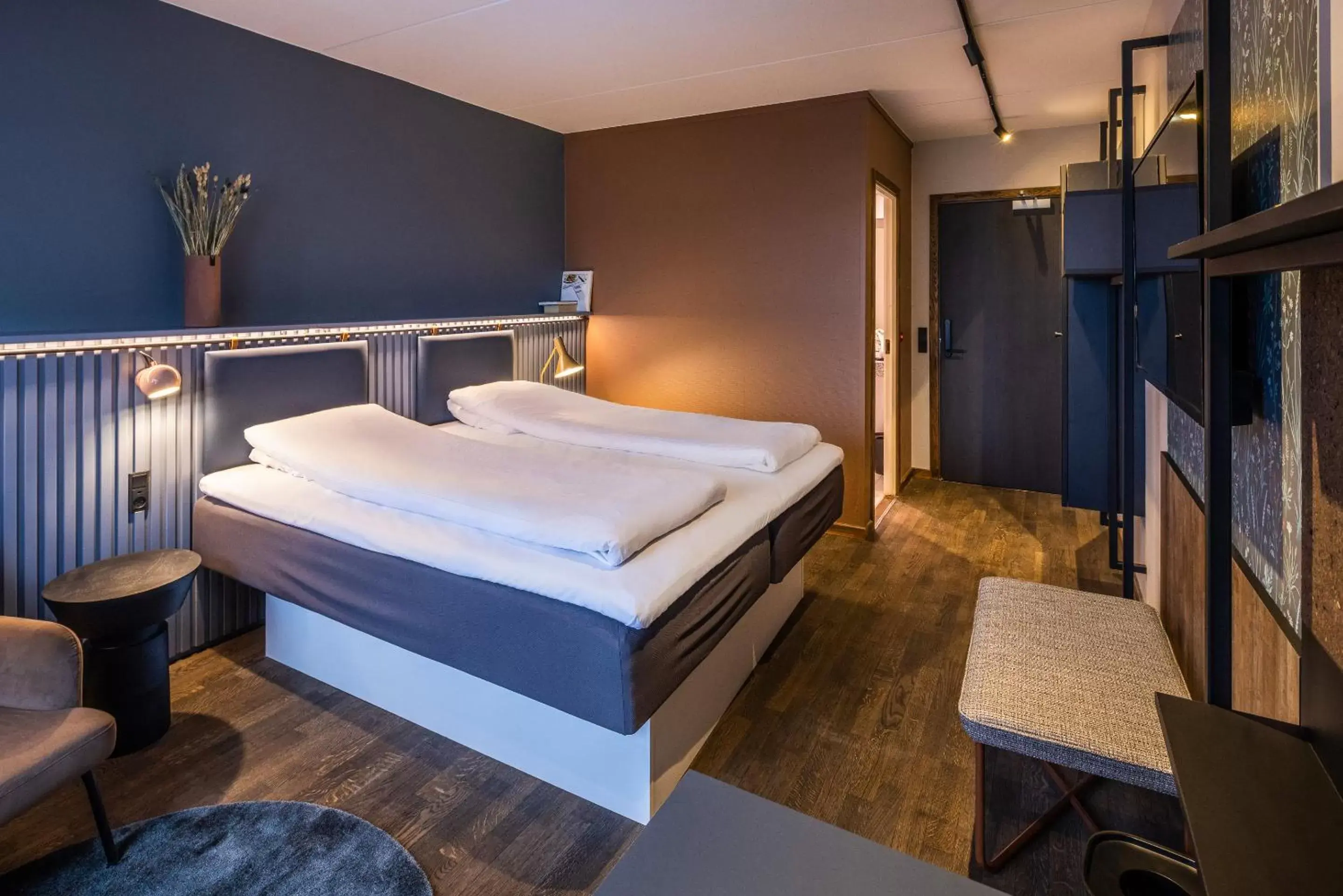 Superior Double Room - single occupancy in Pier 5 Hotel Superior Double Room - single occupancy in Pier 5 Hotel