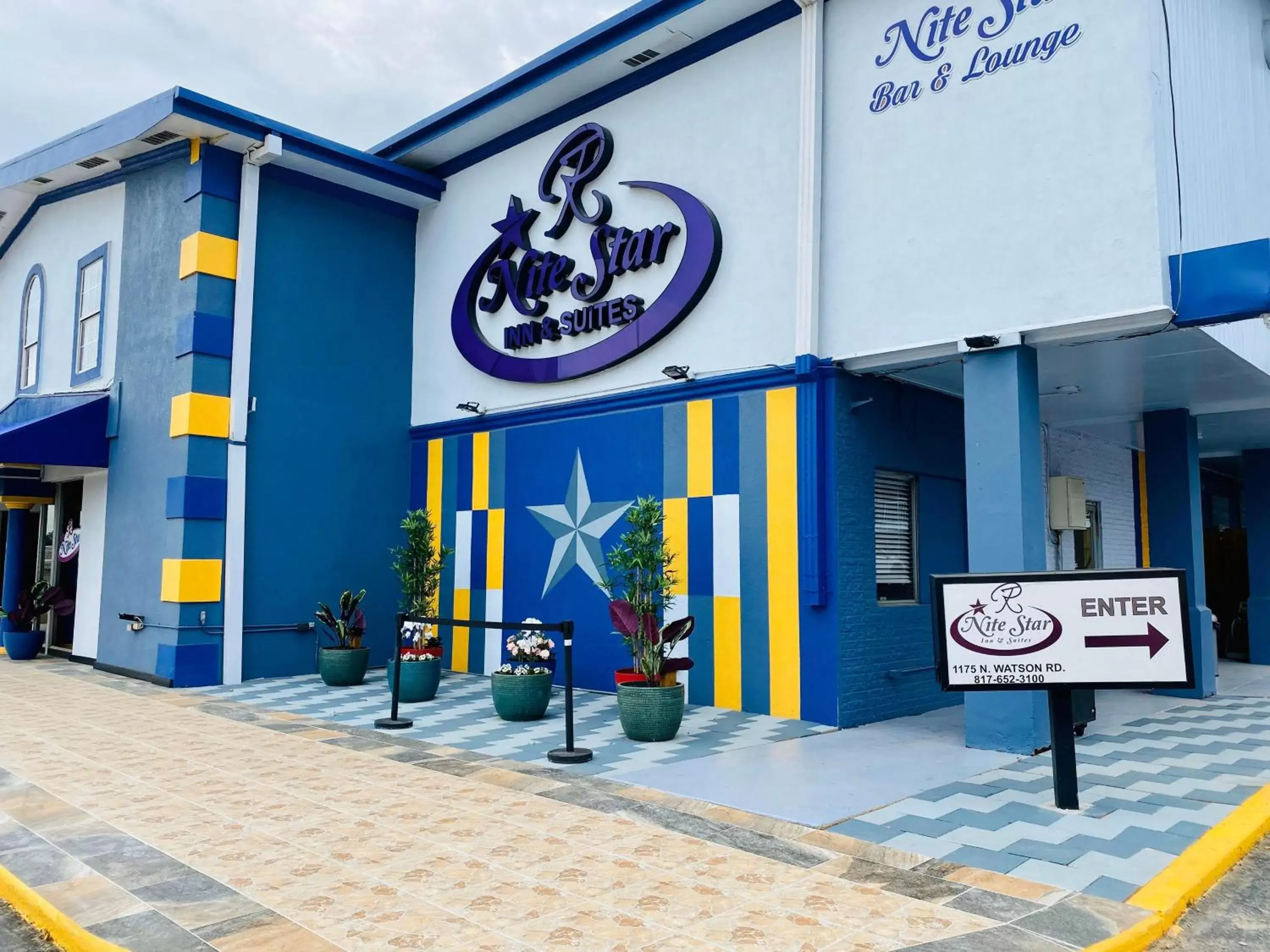 R Nite Star Inn and Suites -Home of the Cowboys & Rangers R Nite Star Inn and Suites -Home of the Cowboys & Rangers