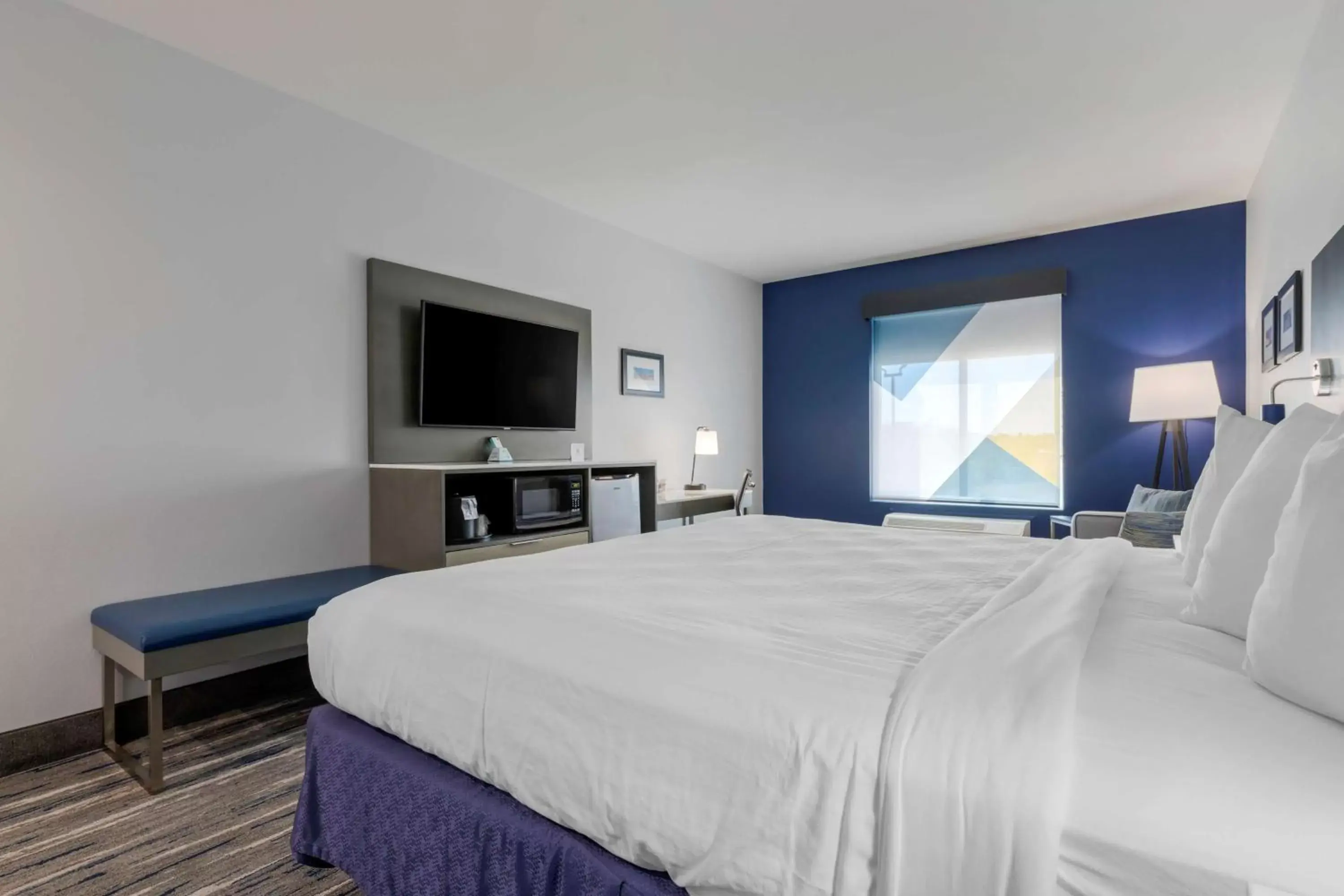 King Room in Best Western Plus Choctaw Inn & Suites King Room in Best Western Plus Choctaw Inn & Suites