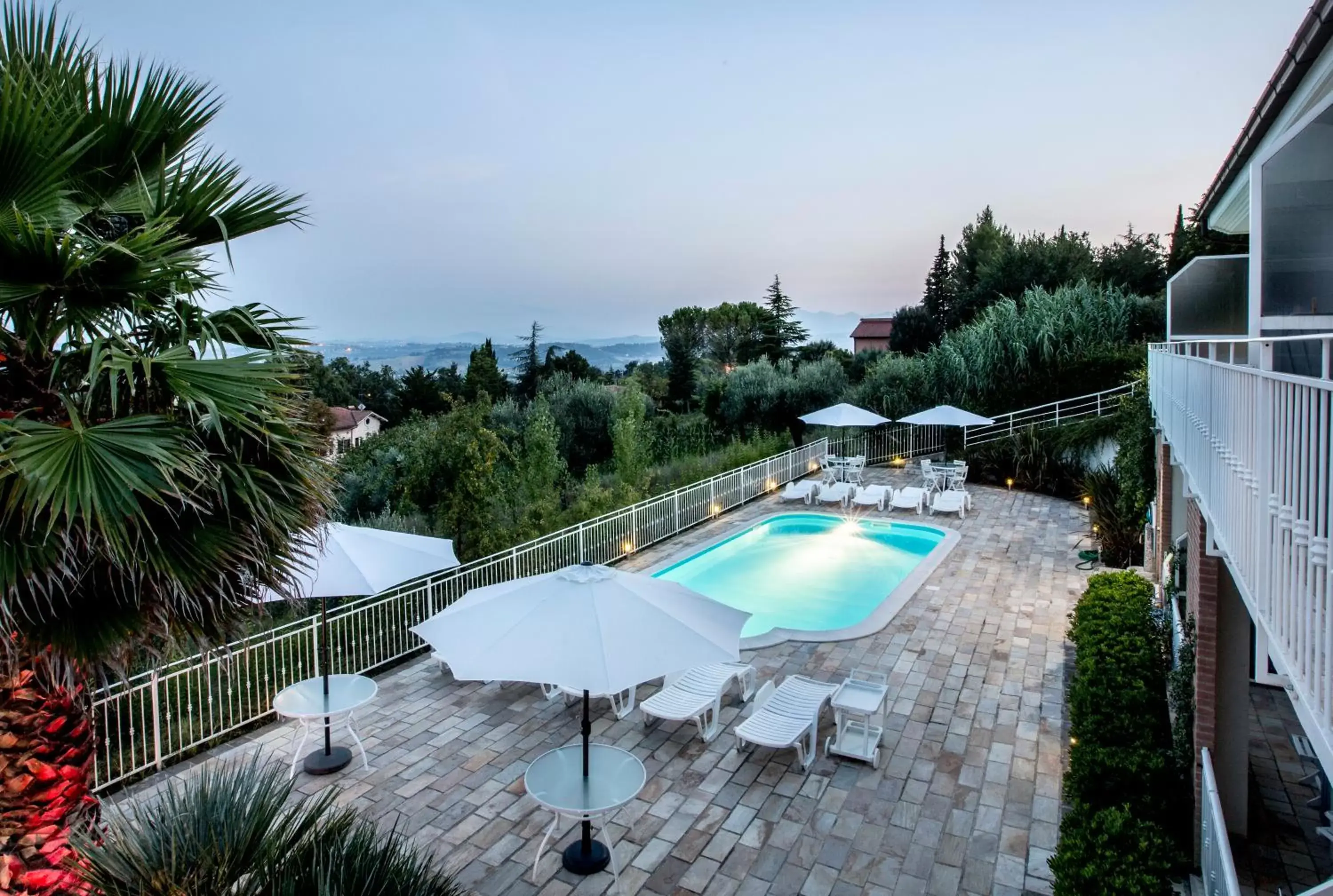 Activities, Pool View in B&B Belvedere Activities, Pool View in B&B Belvedere